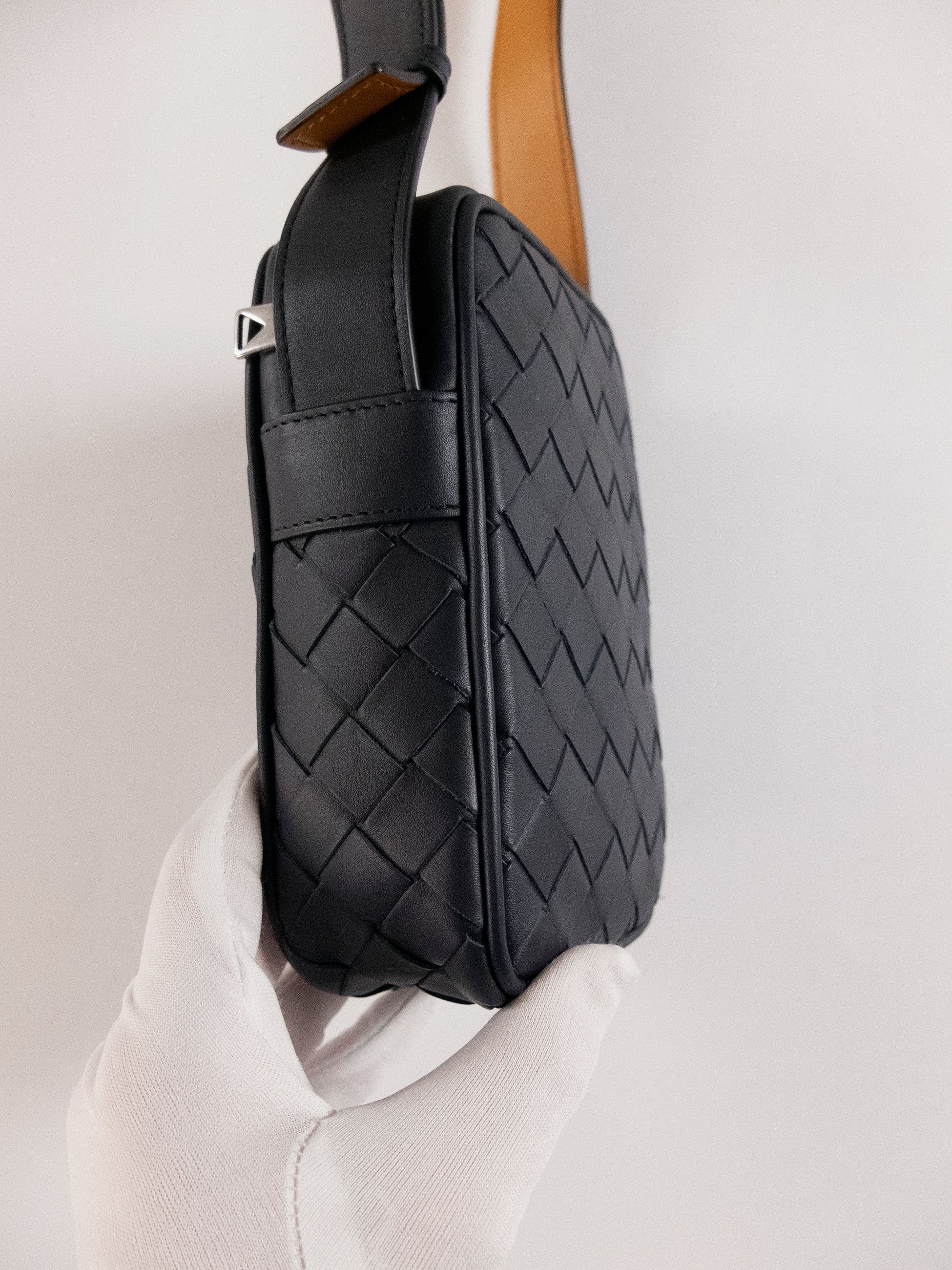Bottega Veneta BOTTEGA VENETA dark blue woven leather crossbody mini bag Size ONE SIZE - 3 Thumbnail