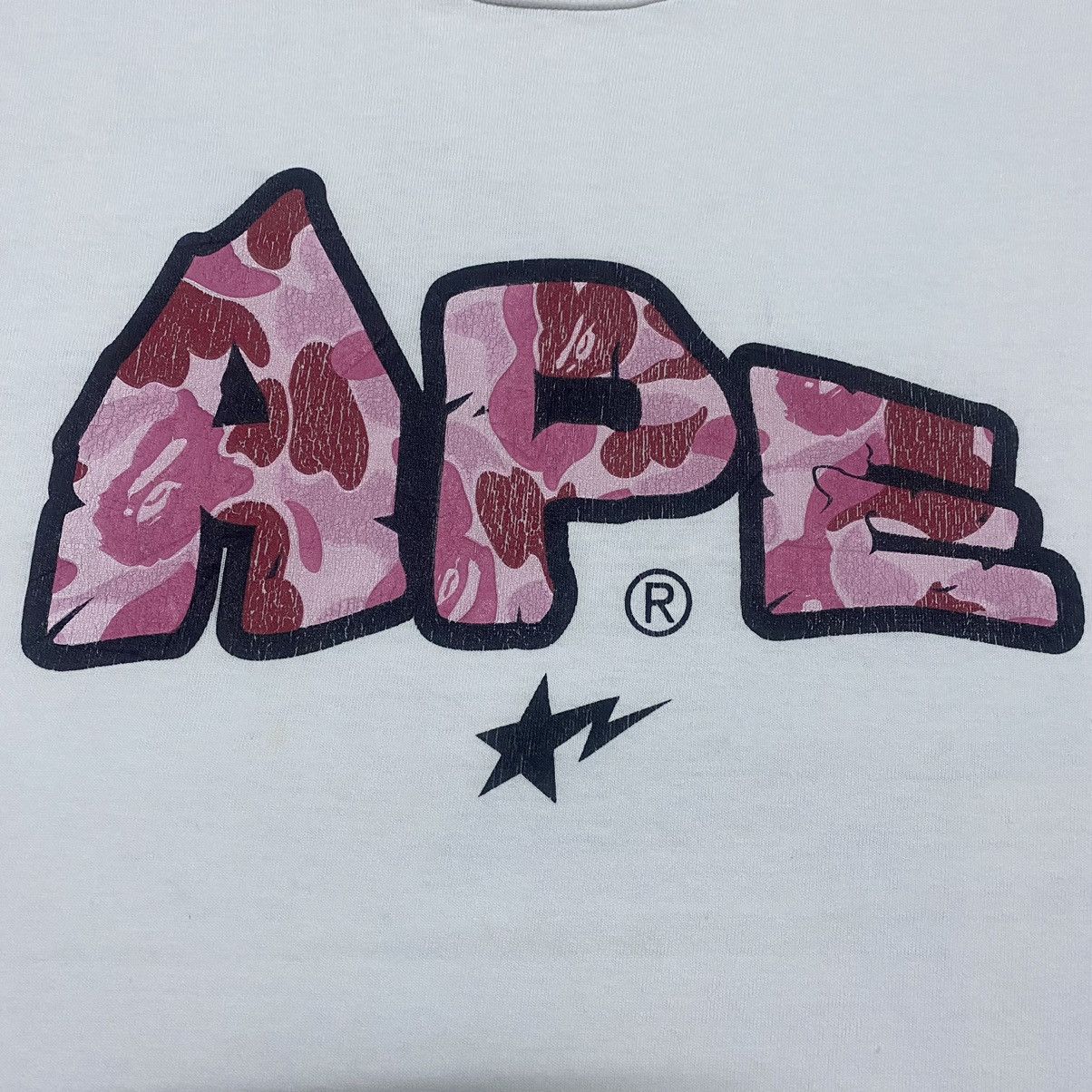 Bape Rare‼️🔥Vintage BAPE Star Camouflage T-Shirt Size US XS / EU 42 / 0 - 4 Thumbnail