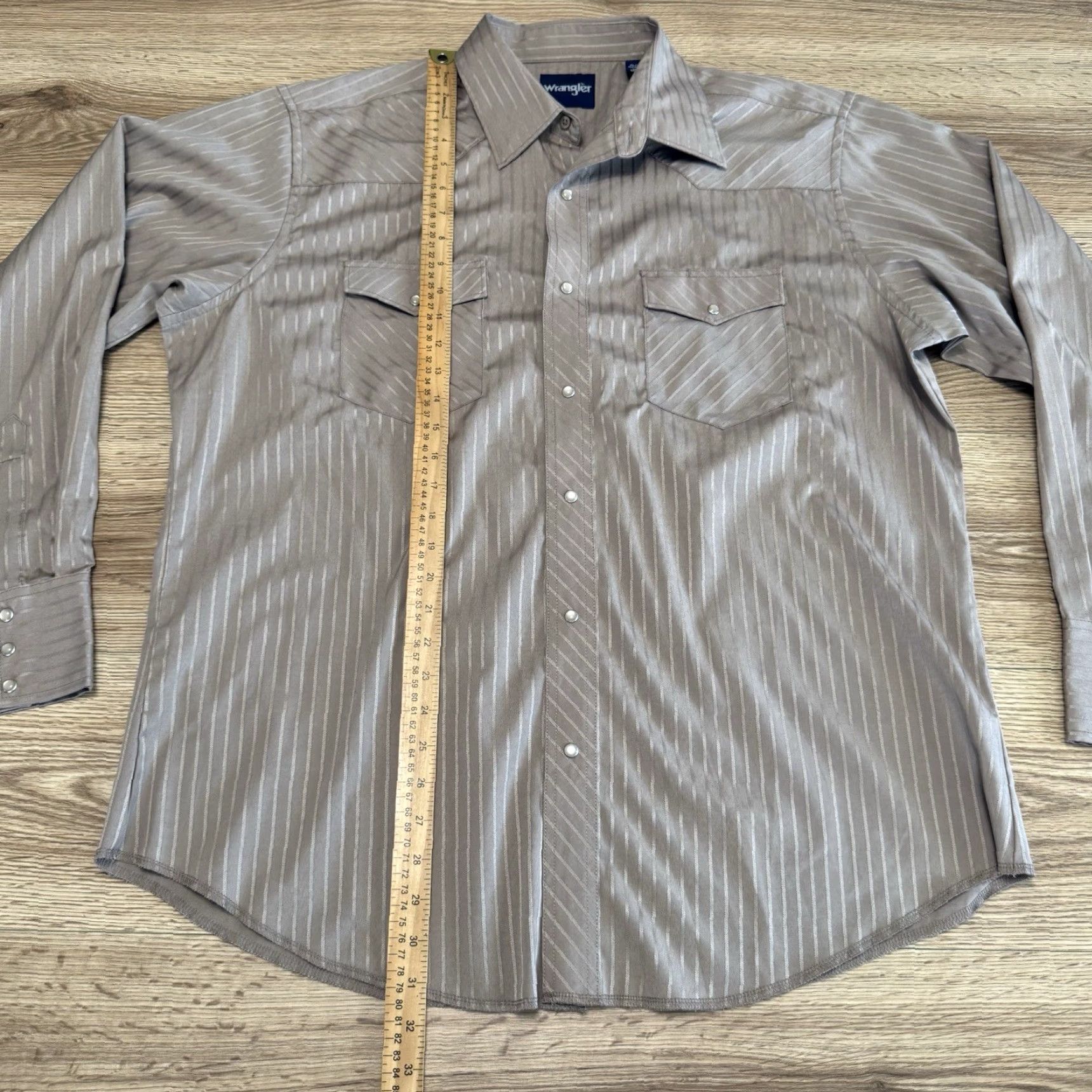 Wrangler VINTAGE Wrangler Men's Western Shirt XL Long Sleeve Striped Tan Pearl Snap Buttons Size US XL / EU 56 / 4 - 3 Thumbnail