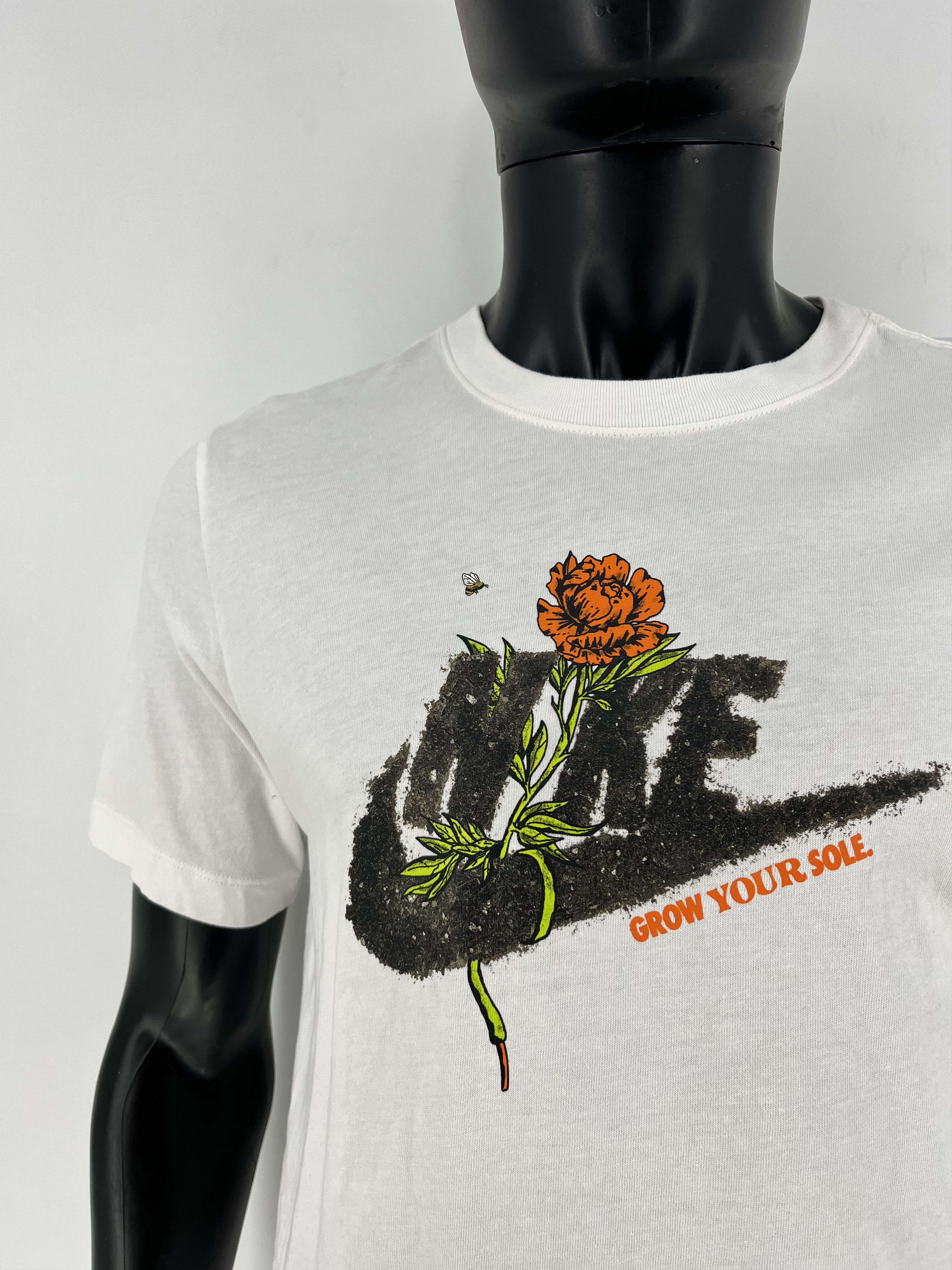 Nike Nike Men's Grow Your Soul T-Shirt in White Size S Size US S / EU 44-46 / 1 - 6 Thumbnail
