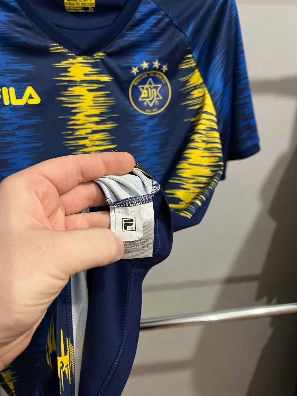 Fila 2021/22 MACCABI TEL AVIV HOME SOCCER JERSEY FOOTBALL SHIRT L Size US L / EU 52-54 / 3 - 10 Thumbnail