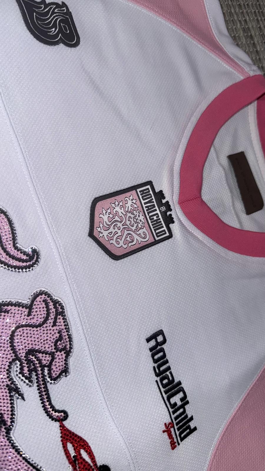 Birth of Royal Child Birth of Royal Child Pink Double Lion Rhinestone Jersey Size US M / EU 48-50 / 2 - 3 Thumbnail