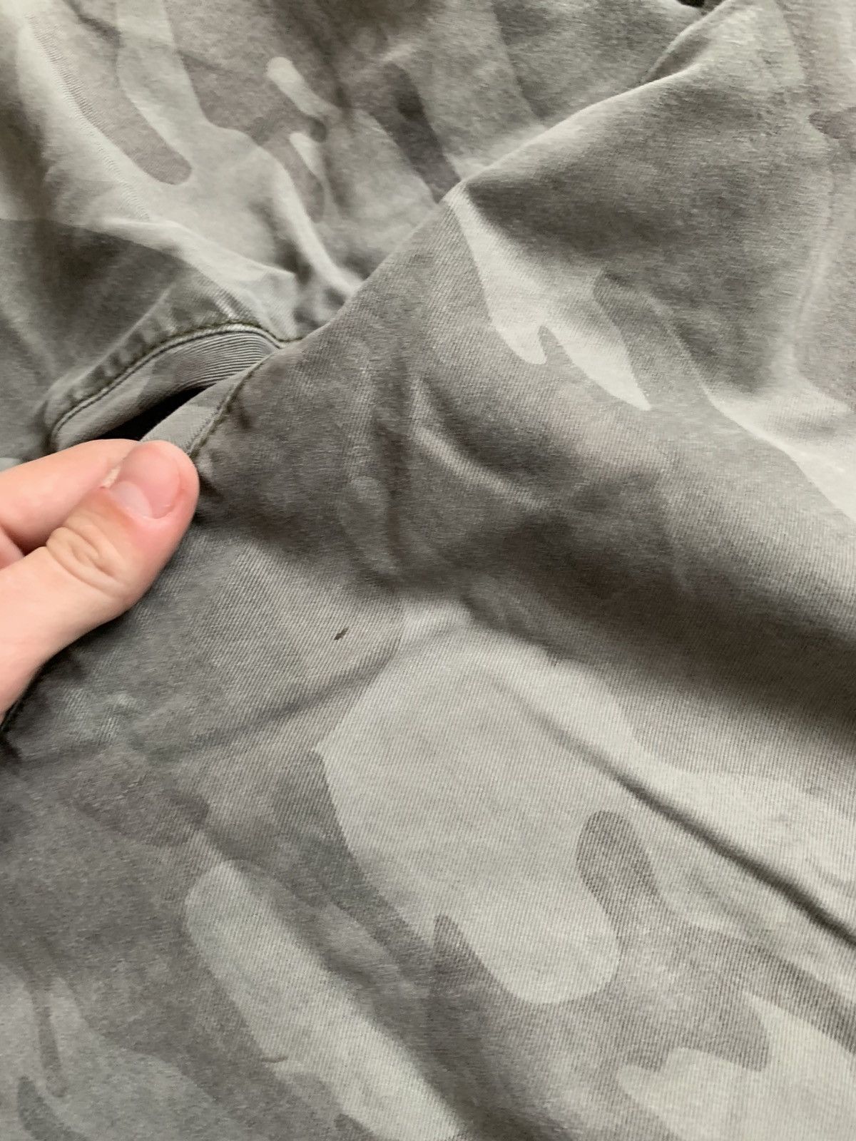True Religion 🔥CRAZY TRUE RELIGION DISTRESSED CAMO PANTS Y2K Size US 36 / EU 52 - 12 Thumbnail