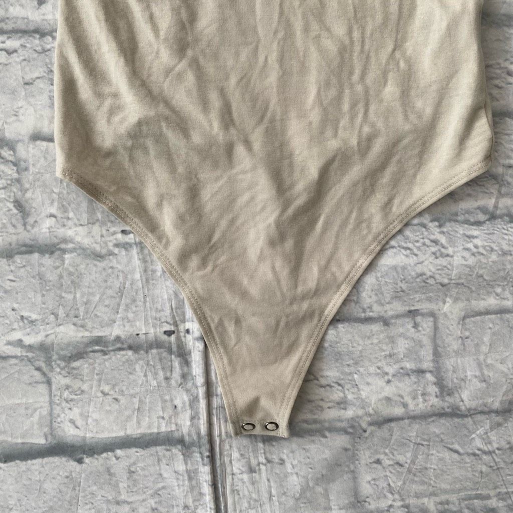 American Eagle Outfitters American Eagle women S spaghetti strap bodysuit w/built in b Size S / US 4 / IT 40 - 2 Thumbnail
