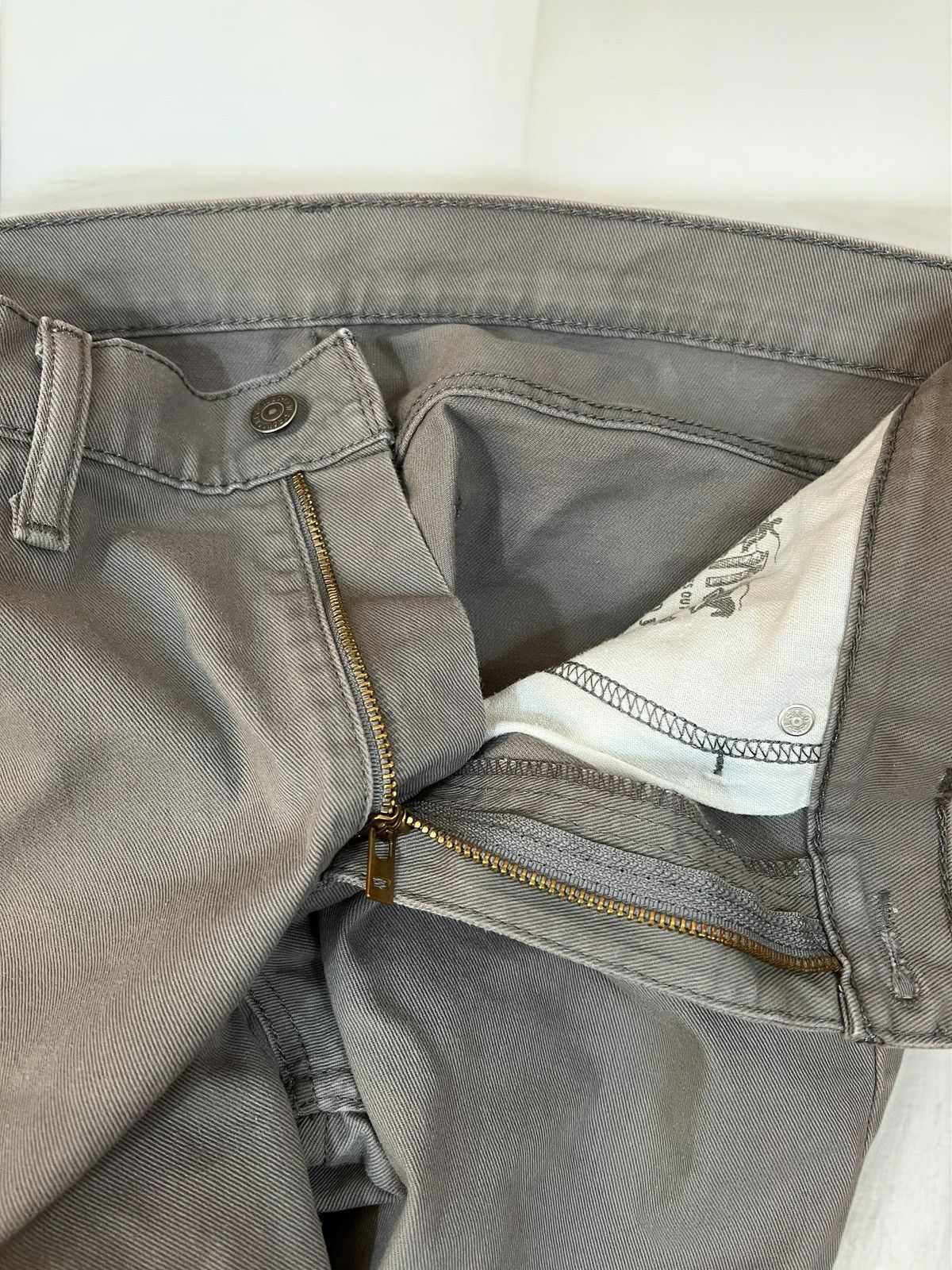 Levi's Levi’s 511 grey denim shorts size W34 Size US 34 / EU 50 - 3 Thumbnail