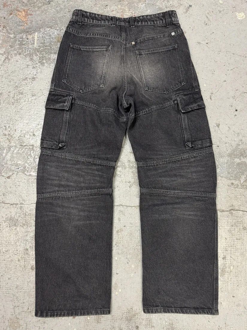 パンツ givenchy by mathew williams raver cargo Givenchy Grey Denim Cargo Jeans by Matthew Williams
