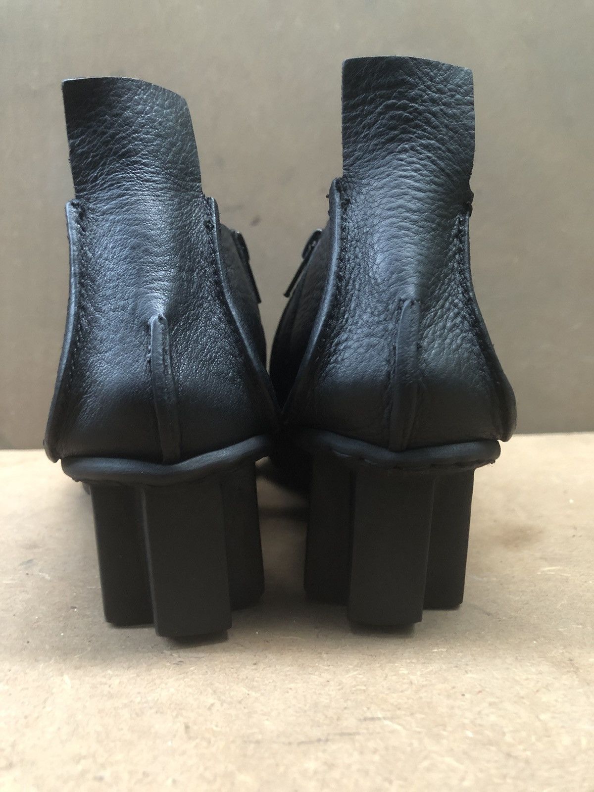 Trippen Trippen Black Calfskin Leather Women’s Ankle Shoes Size 39 Size US 8 / IT 38 - 12 Thumbnail