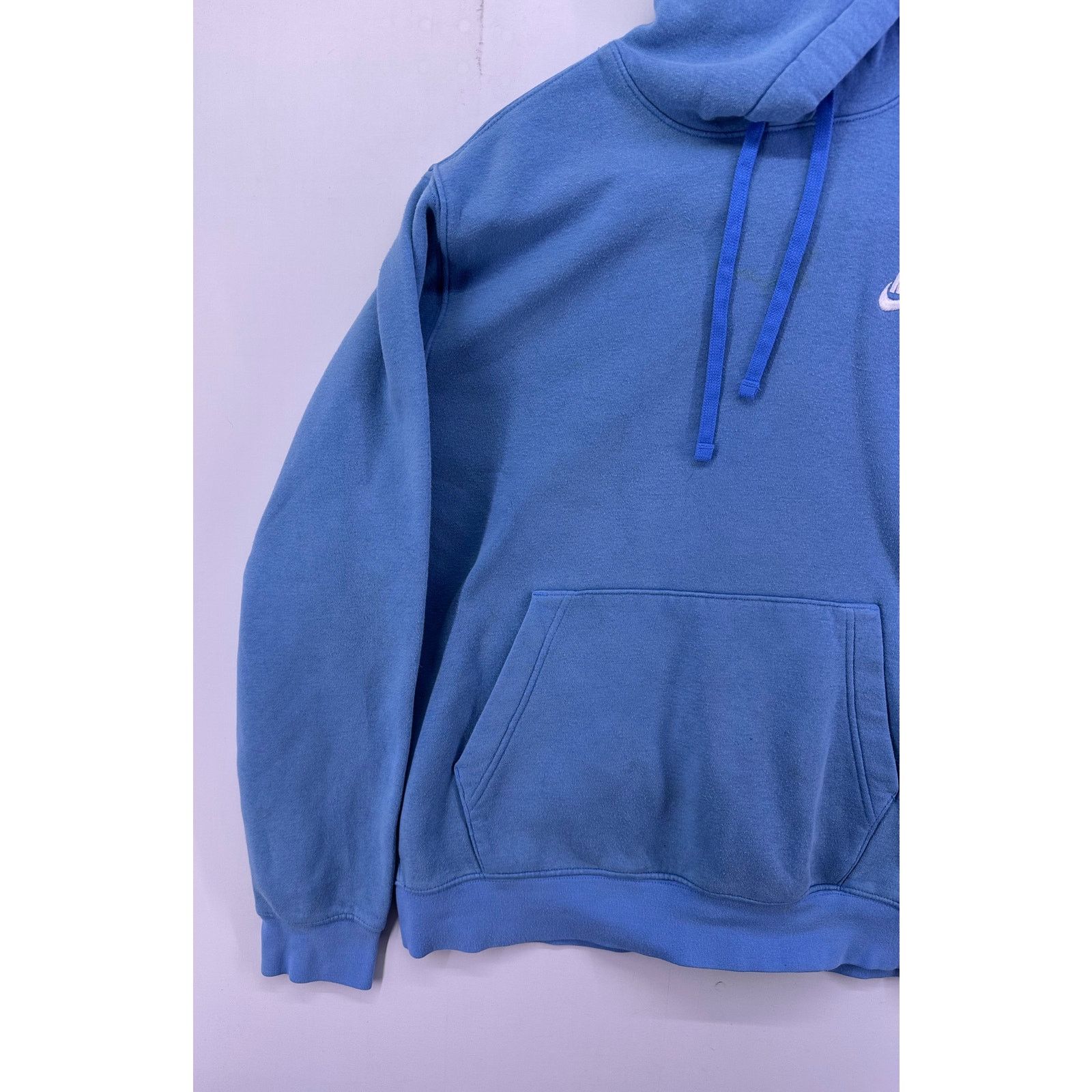 Nike Vintage Nike Light Blue Hoodie Size Medium Size US M / EU 48-50 / 2 - 2 Thumbnail