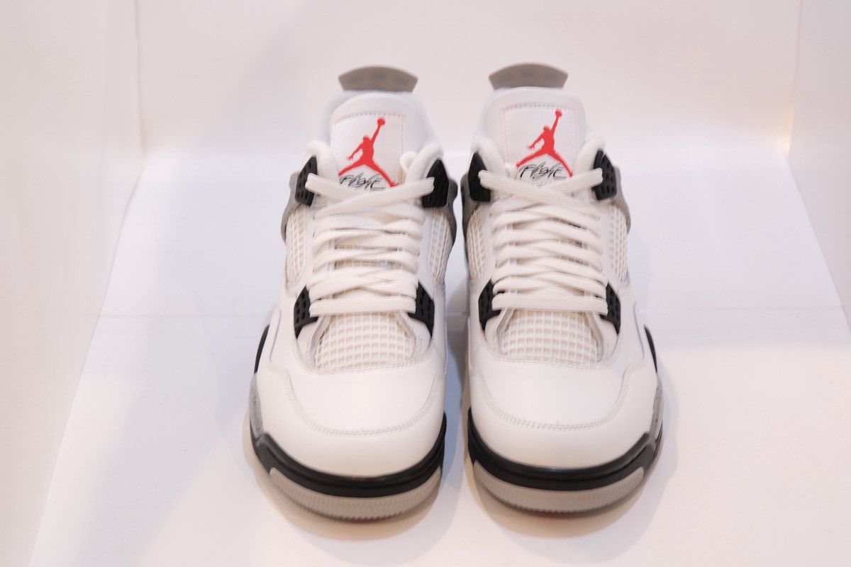 Jordan Brand Air Jordan 4 Retro OG 2025 White Cement BRAND NEW Size 10 Size US 10 / EU 43 - 2 Thumbnail