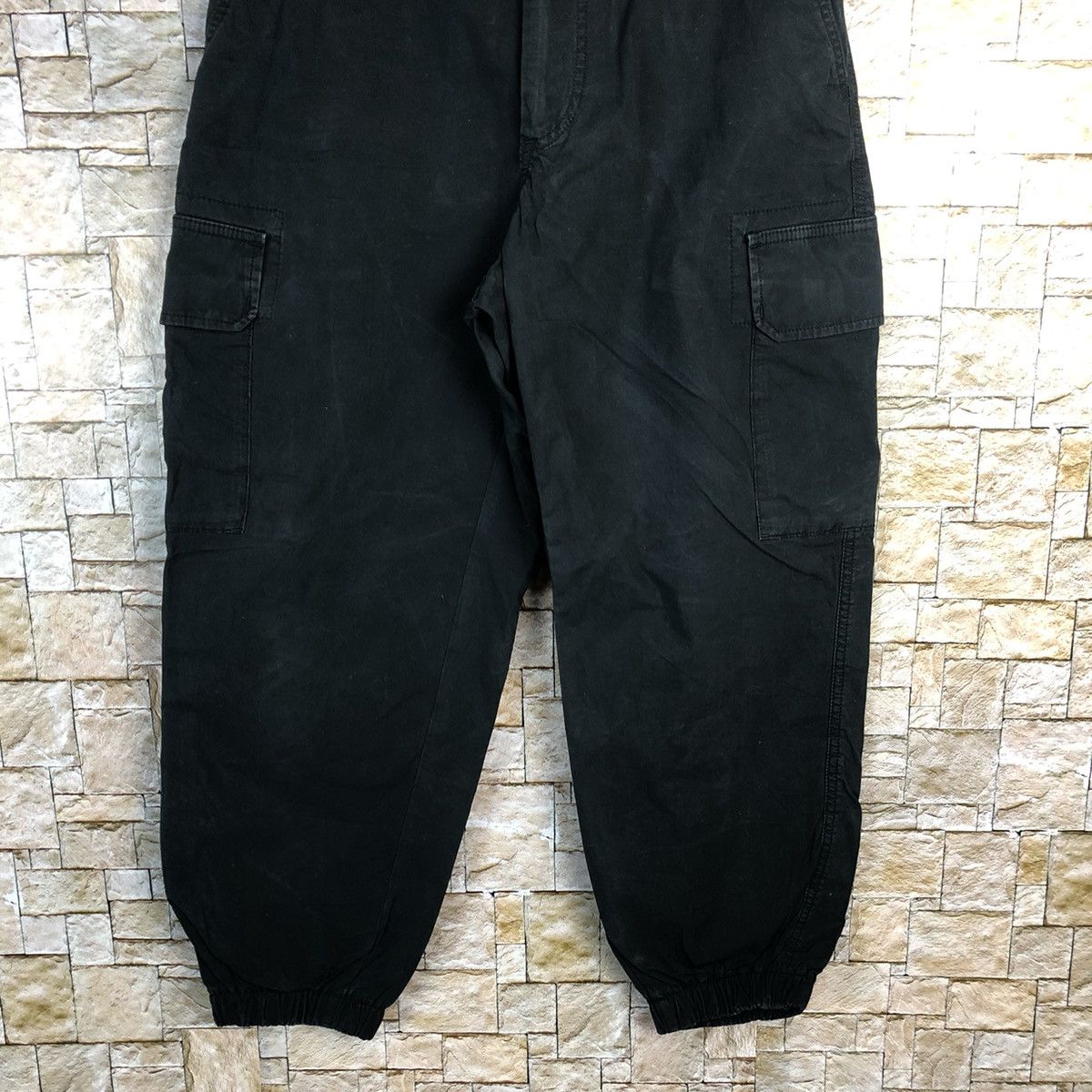 Japanese Brand Uniqlo Dark Blue Cargo Multipocket Pants #A445 Size US 28 / EU 44 - 2 Thumbnail