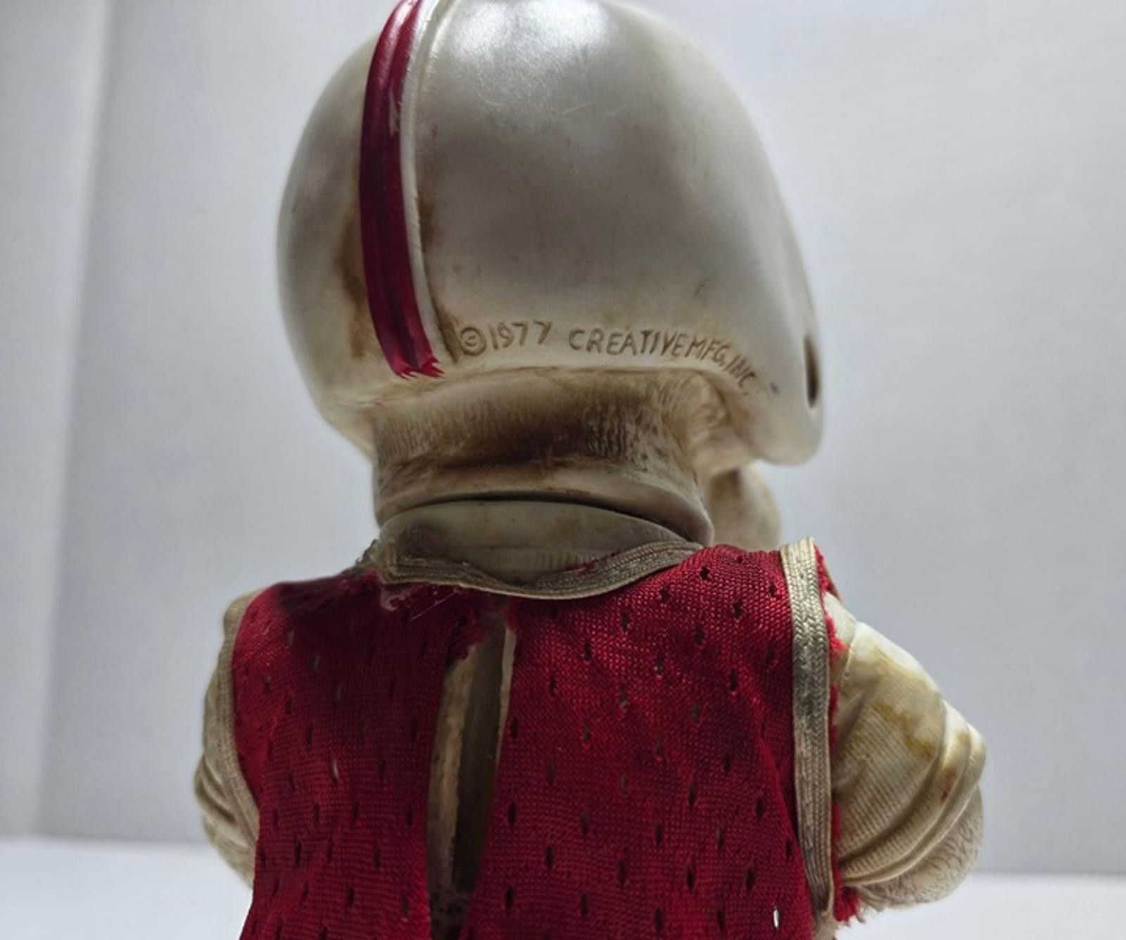 Other Vintage 1977: Creative Mfg Inc Dog Football Player Coin Bank Size ONE SIZE - 4 Thumbnail