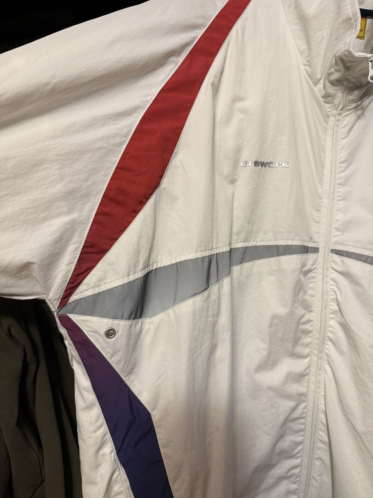 Corteiz Corteiz Gradient Litework Jacket Size XL Size US XL / EU 56 / 4 - 4 Thumbnail
