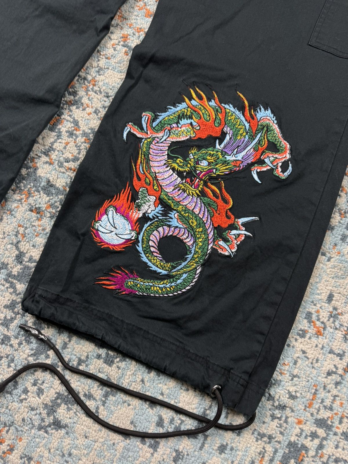 Ed Hardy Ed Hardy x urban outfitters embroidered dragon baggy pants Size 27" / US 4 / IT 40 - 8 Thumbnail