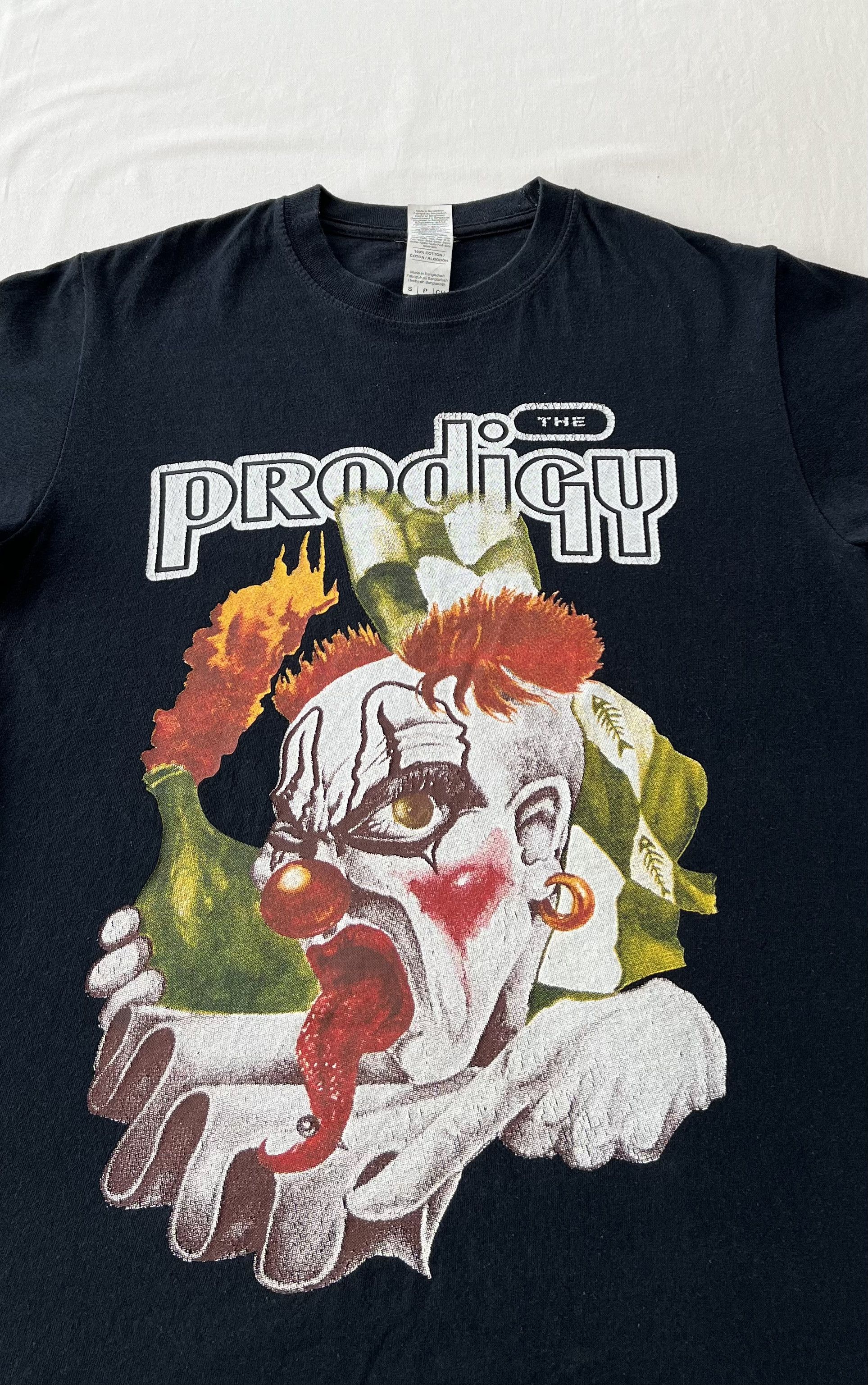 Band Tees Vintage 2000s The Prodigy Electonic Music Black T-shirt Size US S / EU 44-46 / 1 - 4 Thumbnail