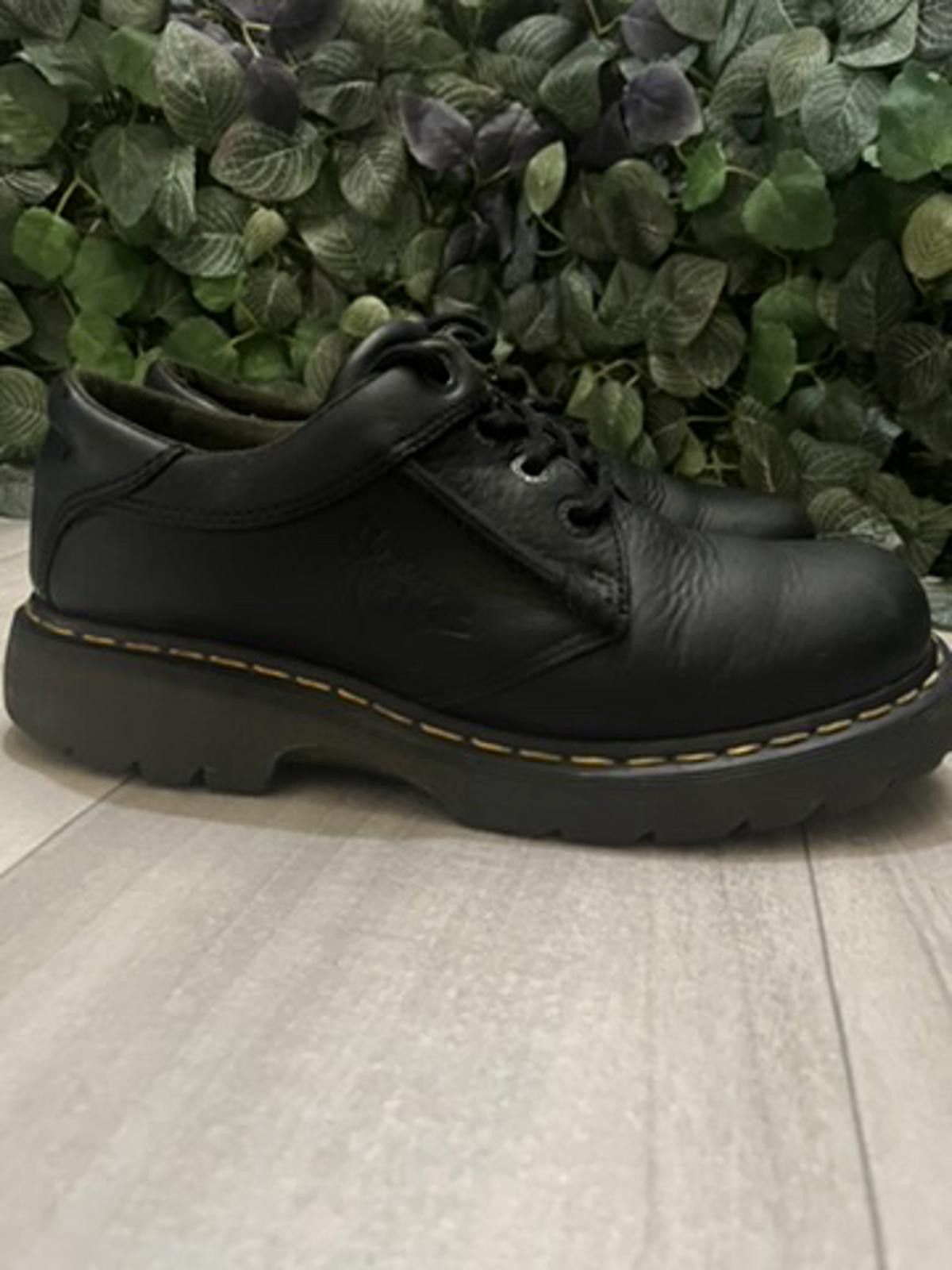 Dr. Martens Dr. Martens Black Leather Oxford Shoes Size US 10 / EU 43 - 4 Thumbnail