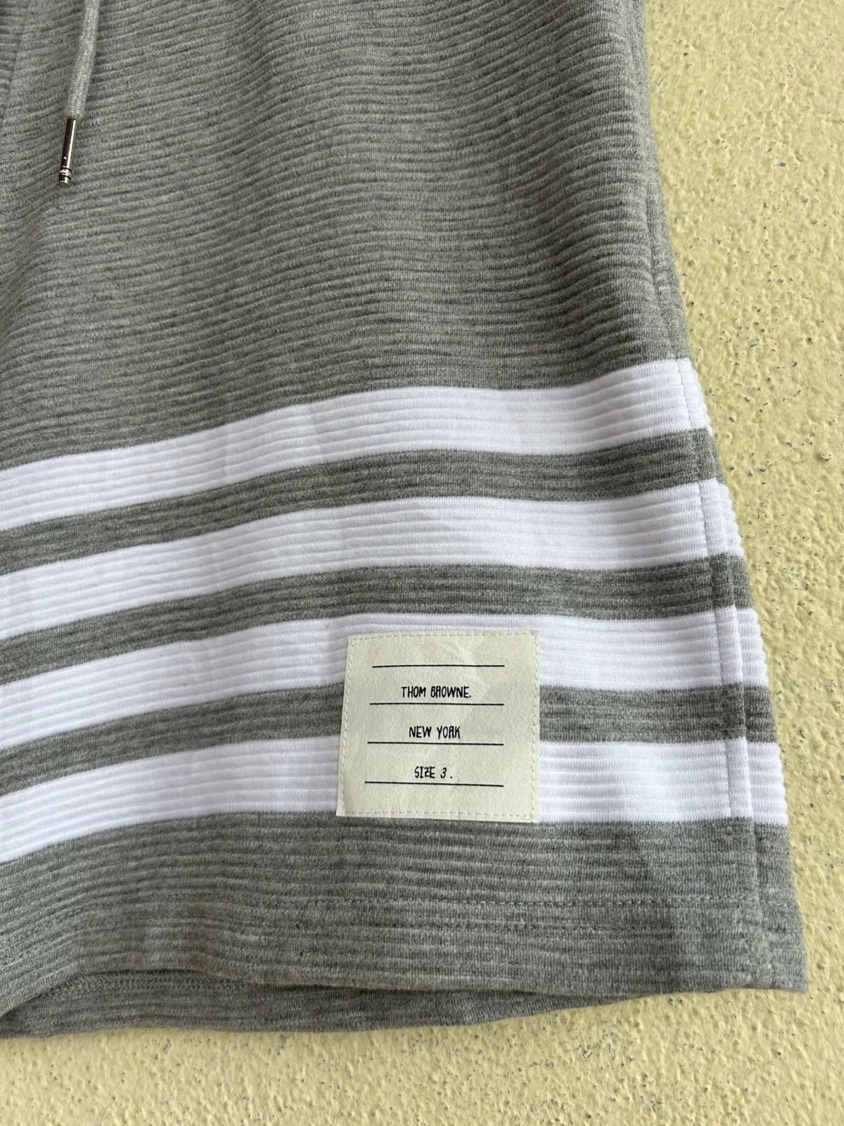 Thom Browne Thom Browne Sweat Short With 4 Bar Stripes Size US 30 / EU 46 - 3 Thumbnail