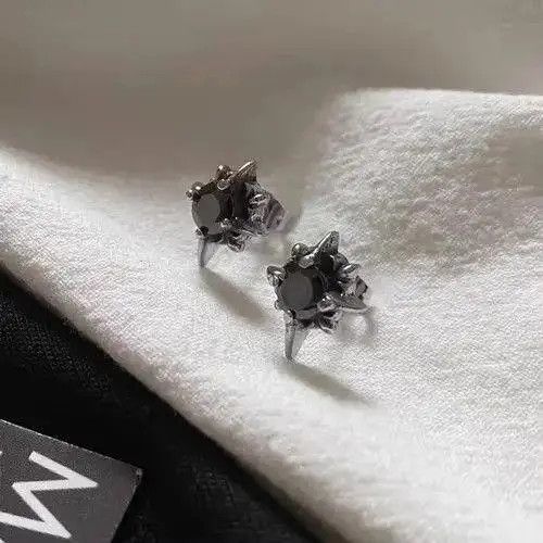 VIBE Retro punk earrings Size ONE SIZE - 6 Thumbnail