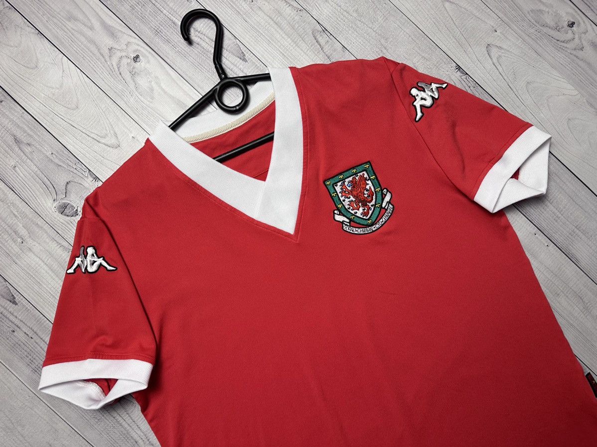 Kappa Vintage Wales soccer jersey kappa size L Size US L / EU 52-54 / 3 - 3 Thumbnail