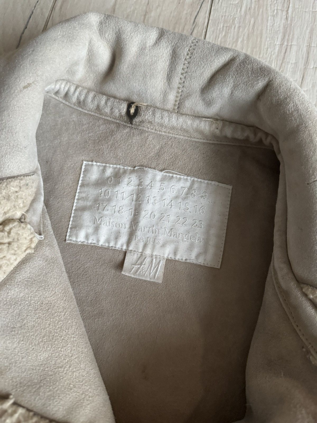 Maison Margiela Maison Margiela X H&M Ship Suit Pattern Cream Coat. Size US M / EU 48-50 / 2 - 15 Thumbnail