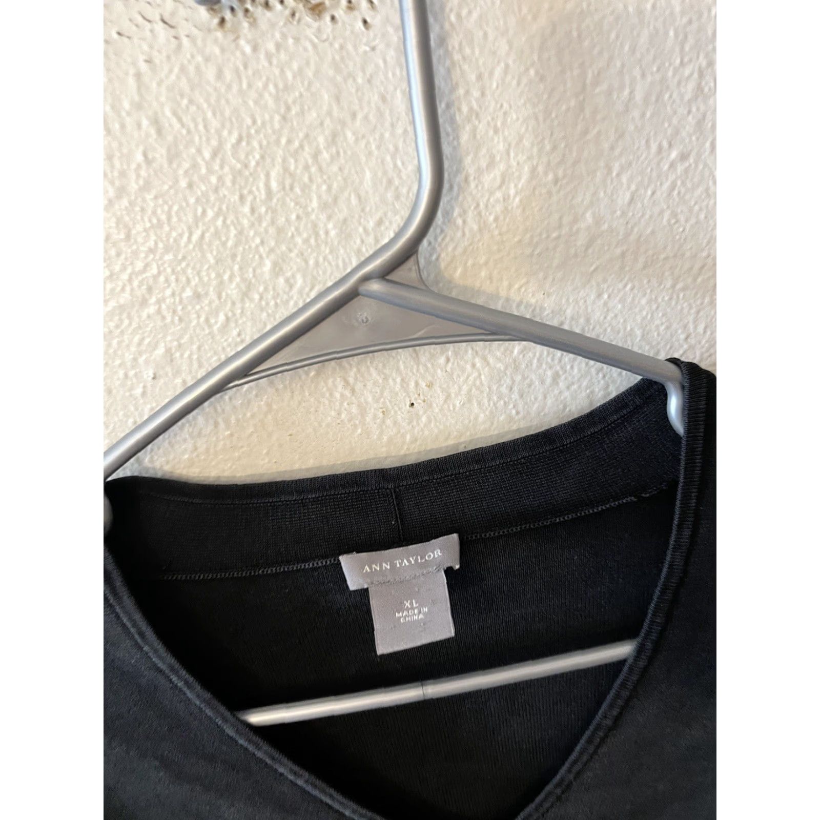 Loft Ann Taylor Loft Long Sleeve Black Knit V Neck Sweater Size XL 3/4 Sleeve Loft Pullover Women Knit 100% Cotton Casual Workwear Size XL / US 12-14 / IT 48-50 - 2 Thumbnail