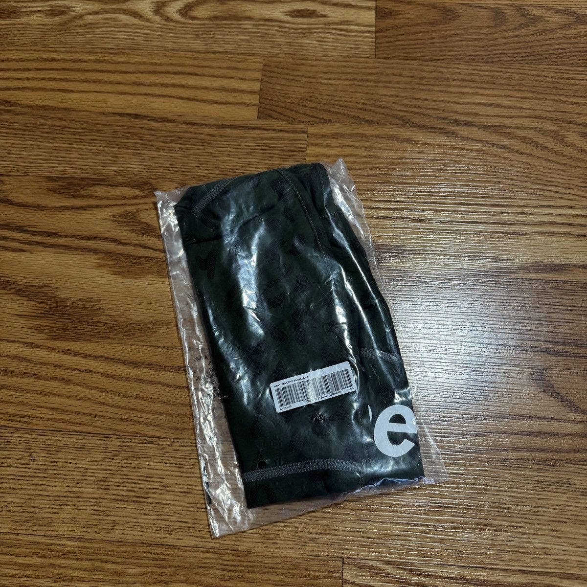 Supreme Supreme Heat Reactive Balaclava | Green | Leopard Print Size ONE SIZE - 1 Thumbnail
