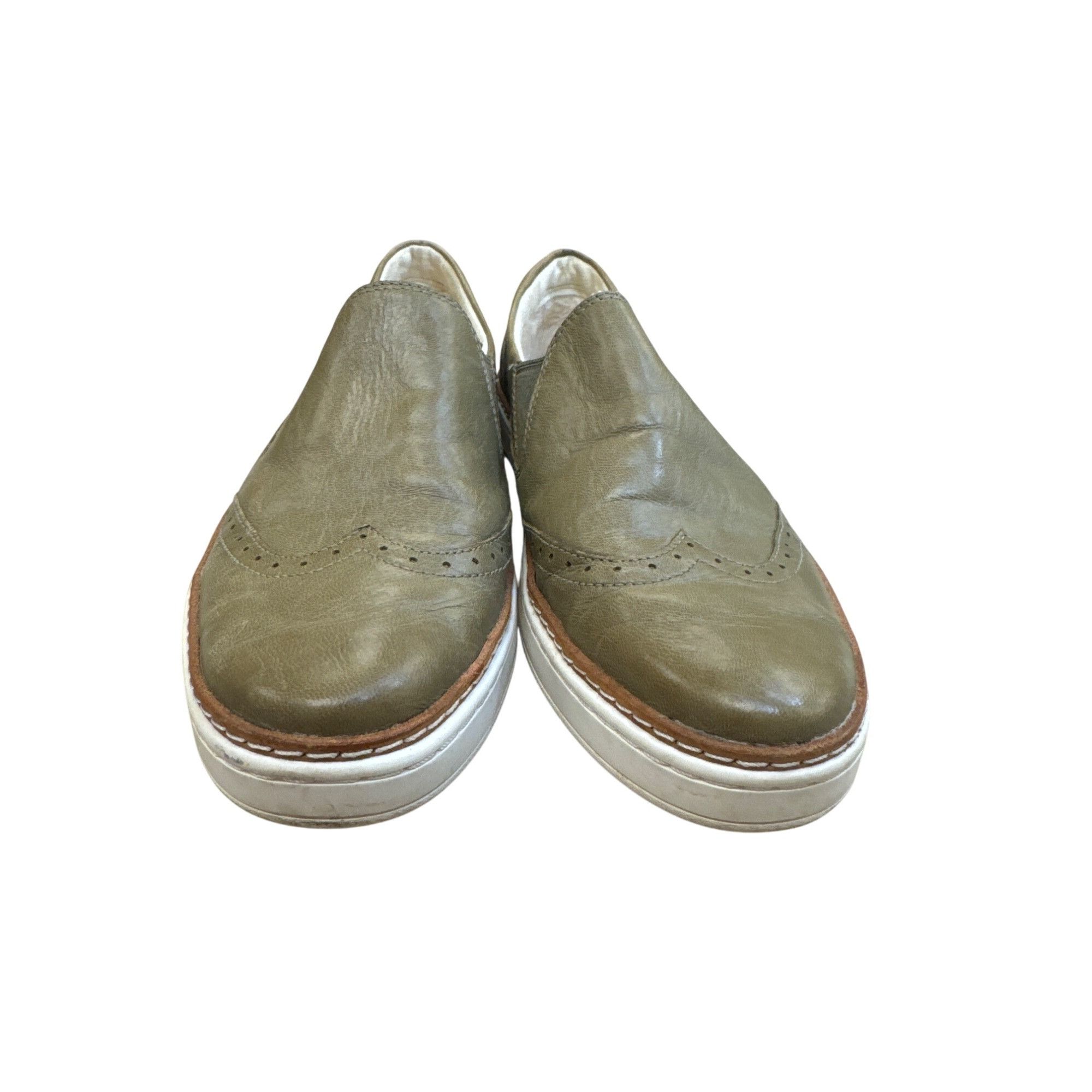 Ugg Ugg Womens Green Leather Slip-On Loafers Shoes Size 8 SKU813 Size US 8 / IT 38 - 8 Thumbnail