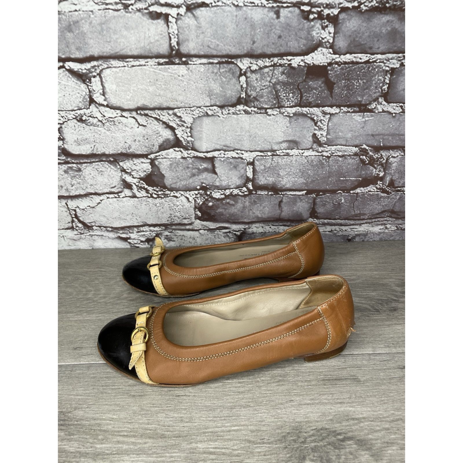 AGLINI AGL SPECTATOR Brown Leather Black Patent Cap Toe Ballet Flat Size US 6 / IT 36 - 14 Thumbnail