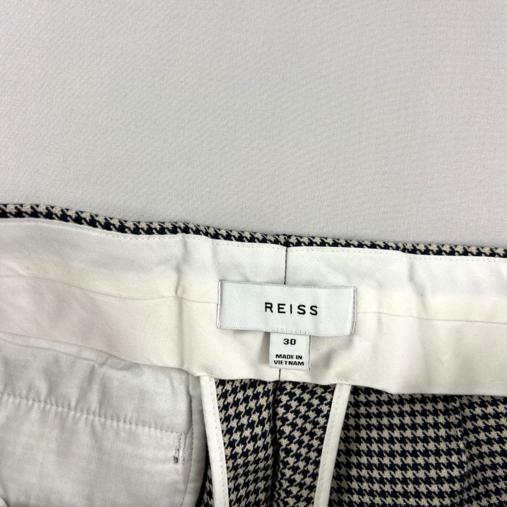 Reiss Reiss Pants Mens 30x26 Beige Blue Herringbone Dress Slacks Pleated 30 Size US 30 / EU 46 - 3 Thumbnail