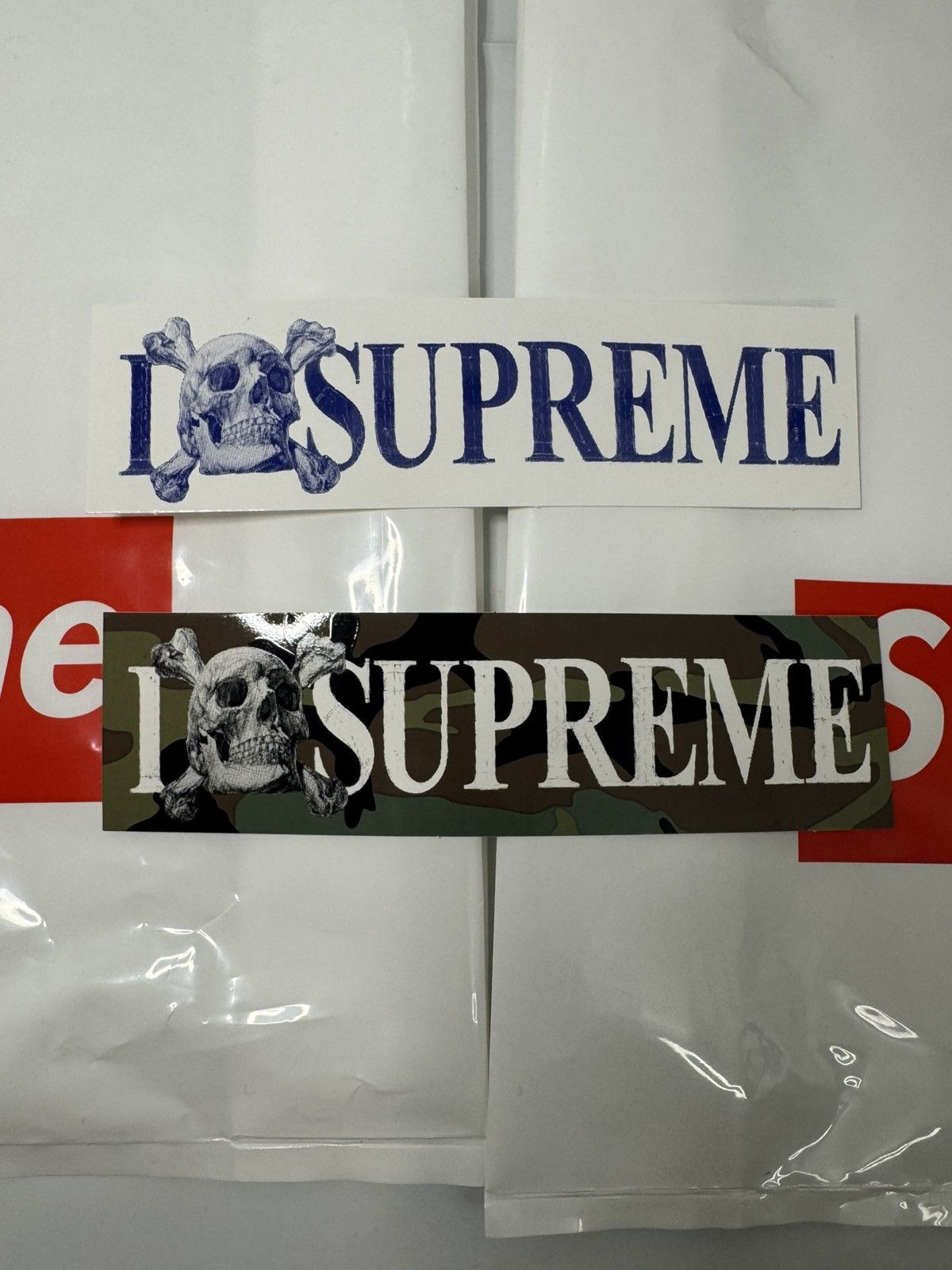 Supreme Supreme Skull tee Sticker Set of 2 Size ONE SIZE - 1 Preview