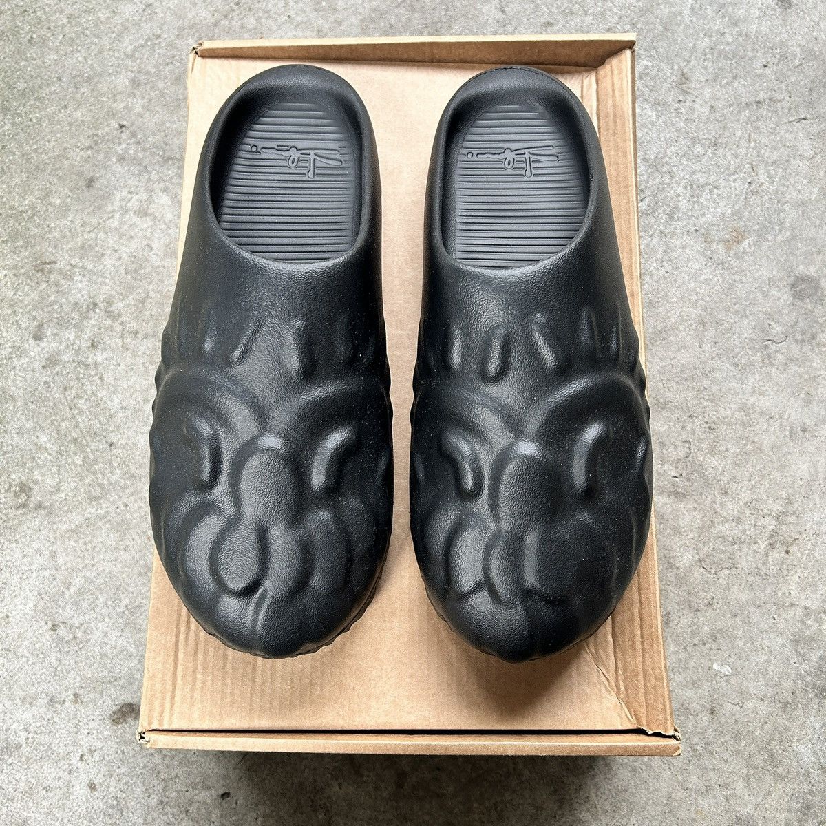 Corteiz SLAWN shapes Black Chompaz Sliders Size US 9 / EU 42 - 3 Thumbnail