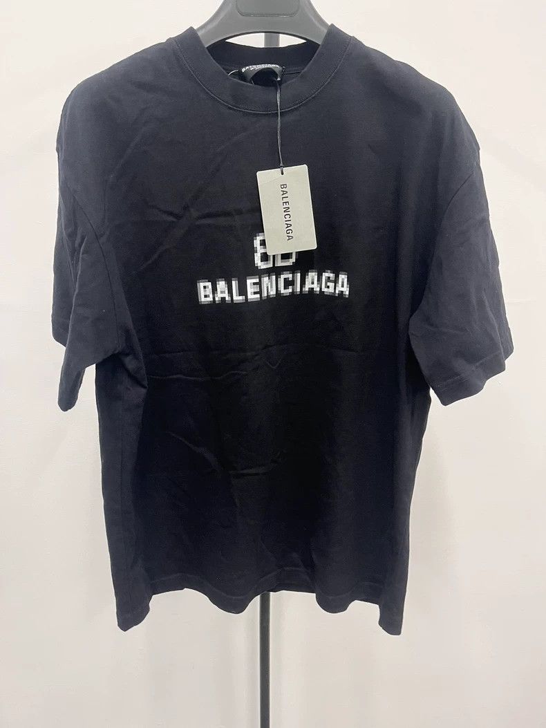 Balenciaga Balenciaga FW21 Mosaic Logo Short Sleeve T-shirt - dmc Size US XXS / EU 40 - 1 Thumbnail