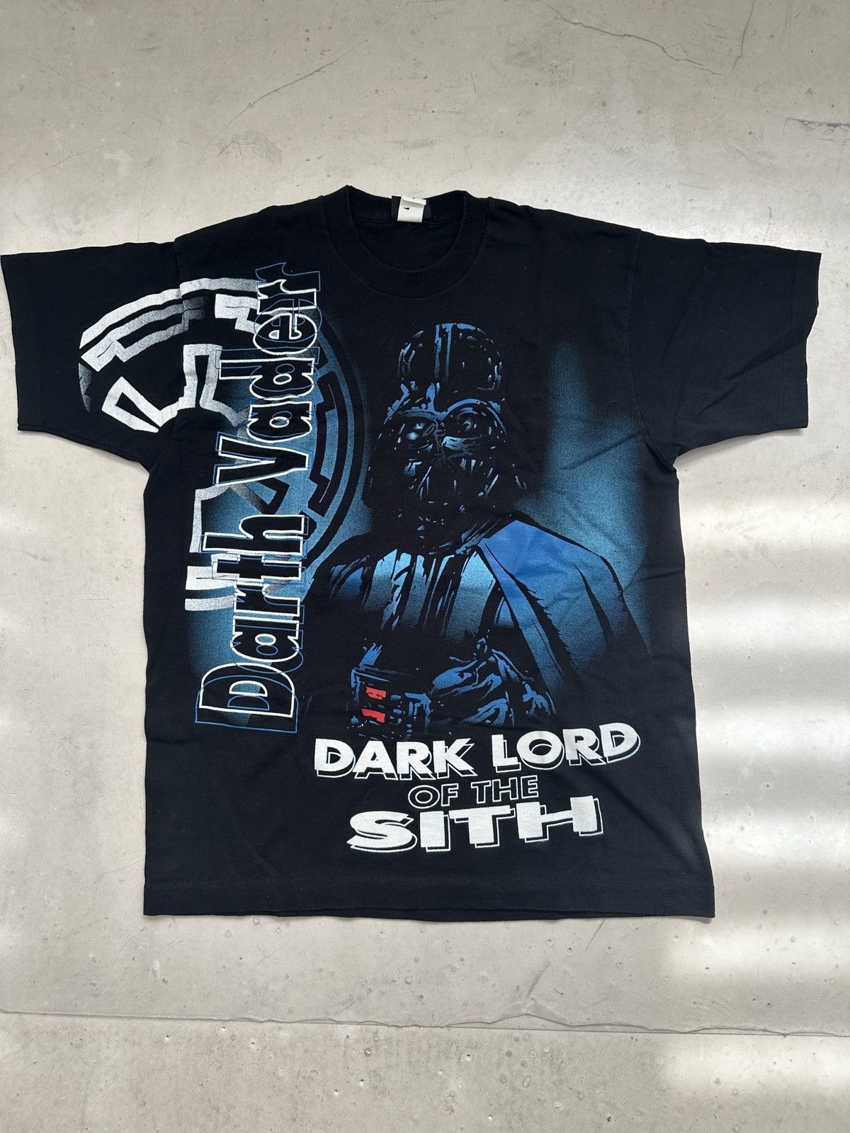 Star Wars × Vintage Vintage AOP 1997 Star Wars Darth Vader Dark Lord of the Sith Size US M / EU 48-50 / 2 - 1 Thumbnail