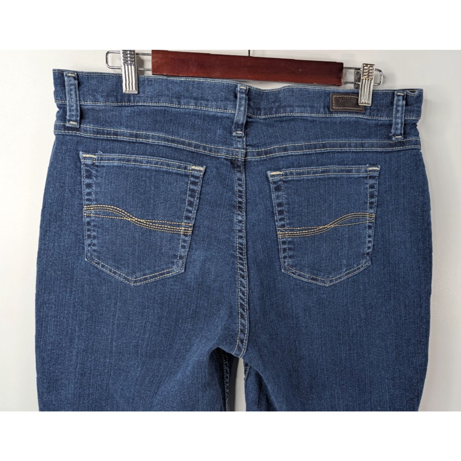 Lee Lee Jeans Women 16 Petite Blue Riders Classic Straight Leg Mid Rise 130M246 Jeans Mens? Size 38" / US 16 / IT 52 - 5 Thumbnail