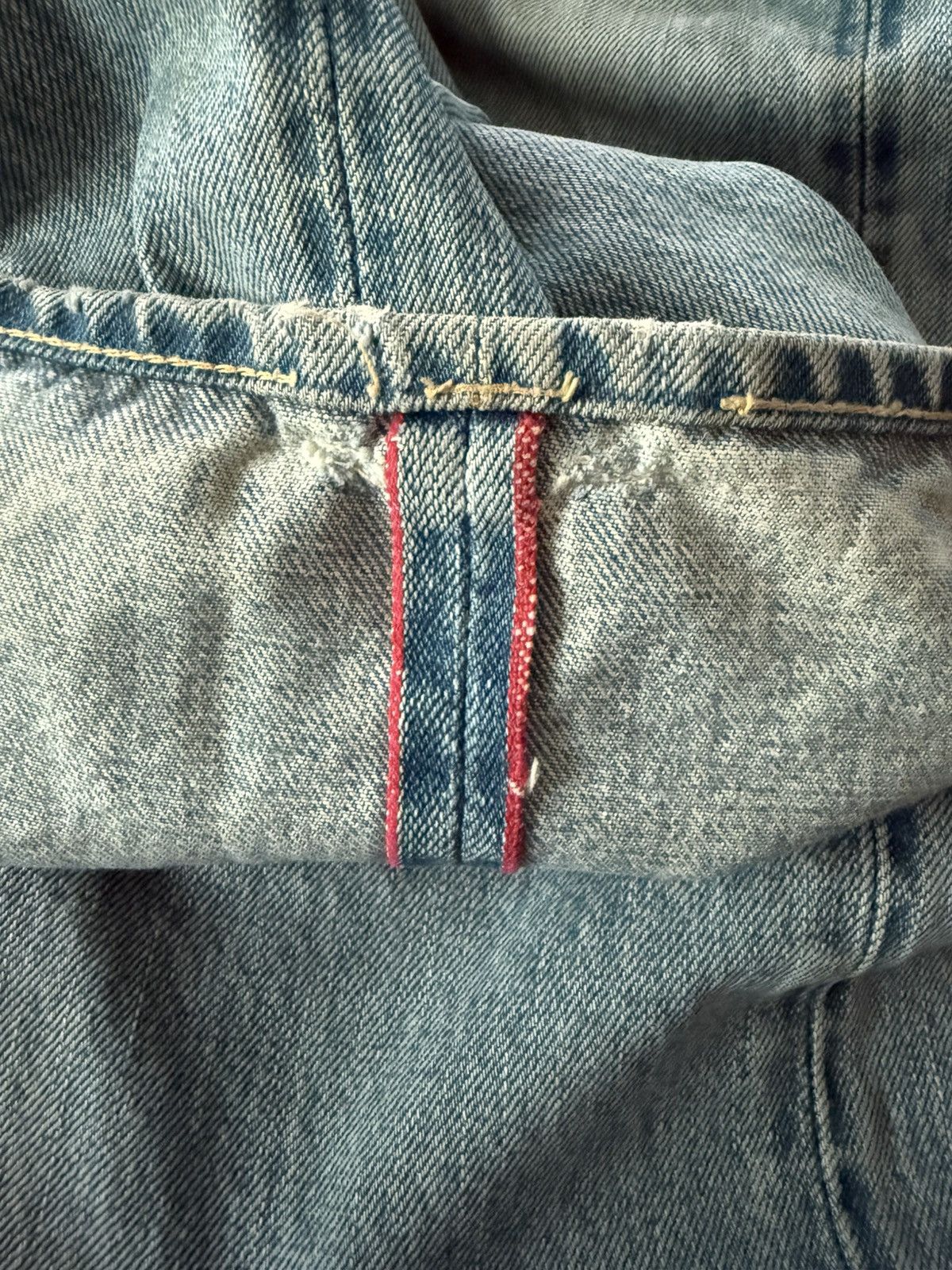 Blue Blue Japan DISTRESS FADED JAPAN BRAND VINTAGE BLUE-BLUE JAPAN SELVEDGE Size US 31 - 11 Thumbnail