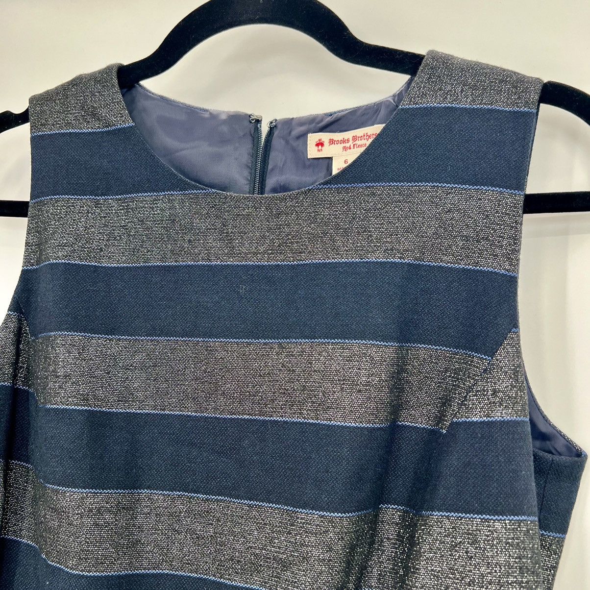 Brooks Brothers NWT Brooks Brothers Red Fleece Striped Metallic Sleeveless Size M / US 6-8 / IT 42-44 - 4 Thumbnail