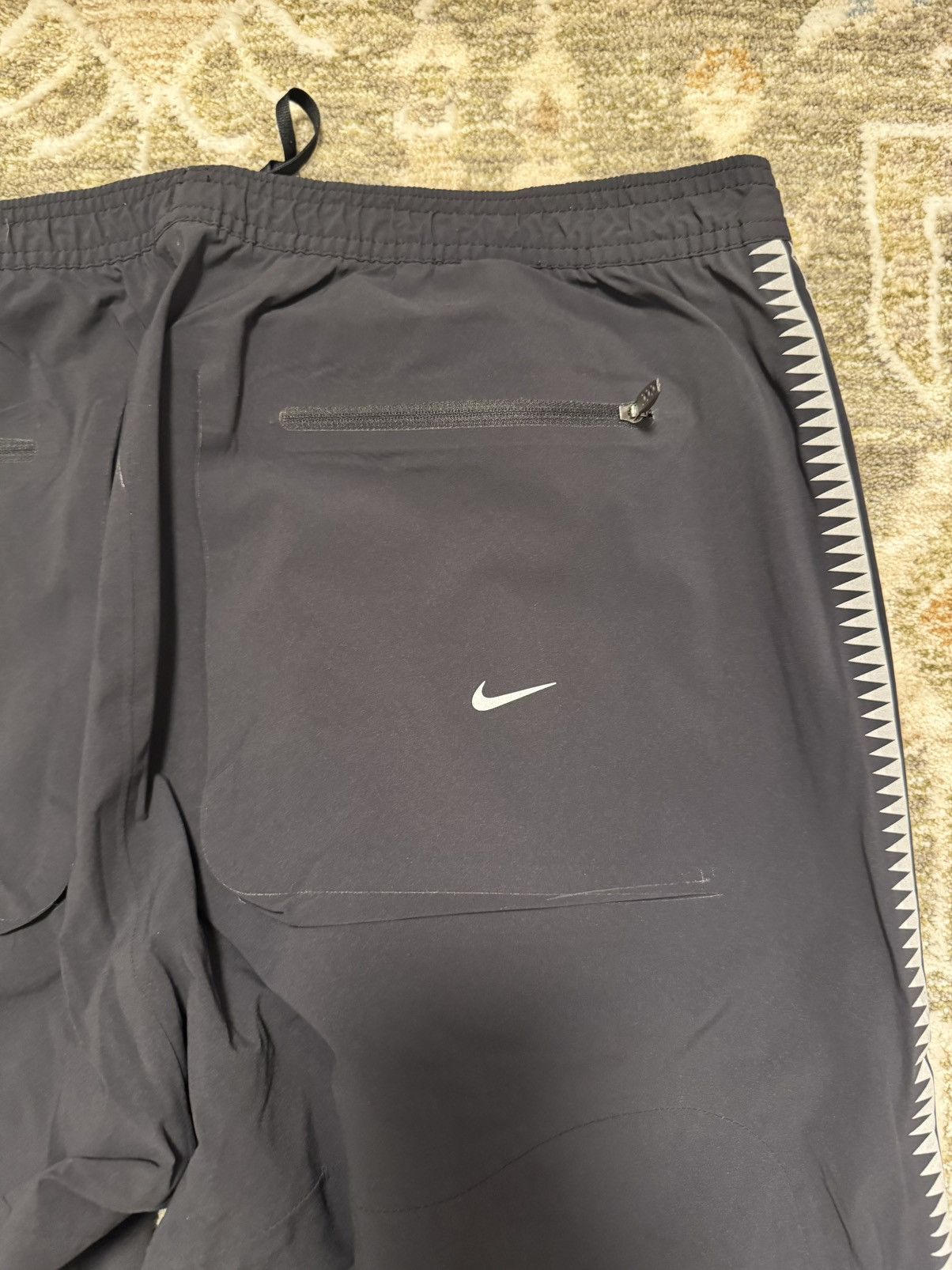 Gyakusou Nike Gyakusou 3M Storm pants Large Wine 842793-010 Size US 36 / EU 52 - 3 Thumbnail