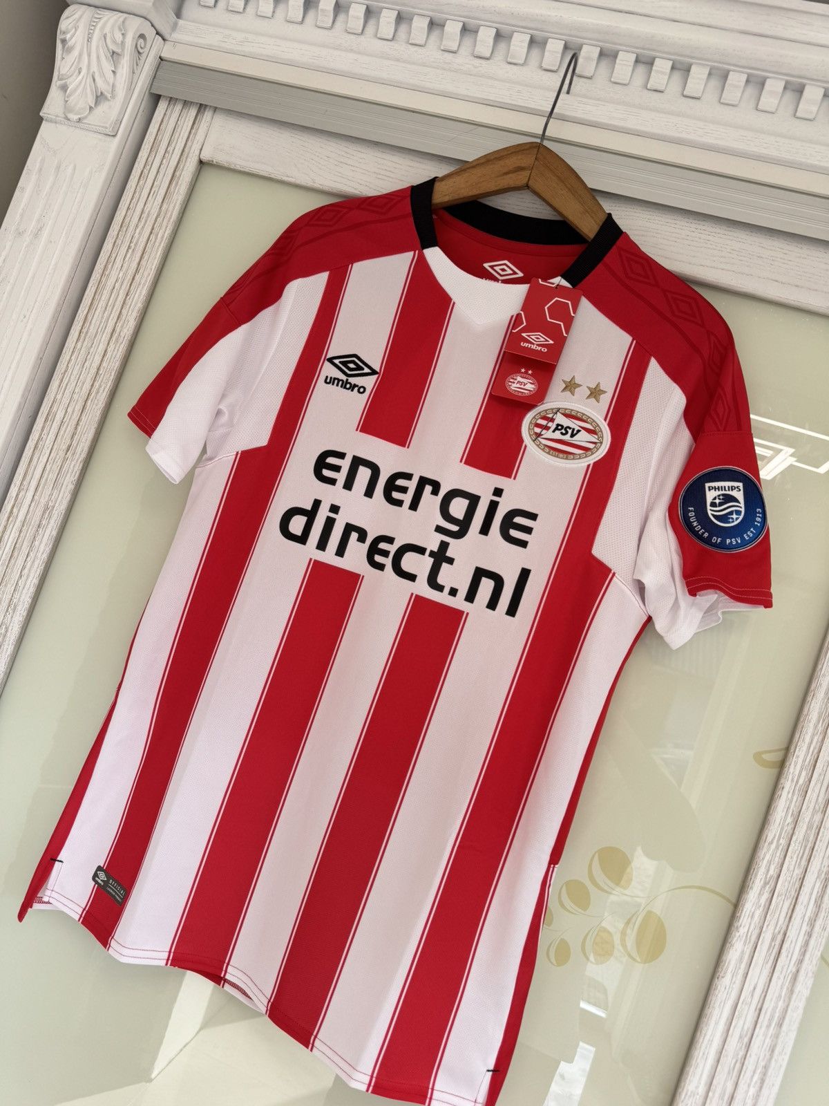 Umbro BNWT PSV Eindhoven 2017-2018 Home Soccer Jersey Football Kit Size US M / EU 48-50 / 2 - 3 Thumbnail