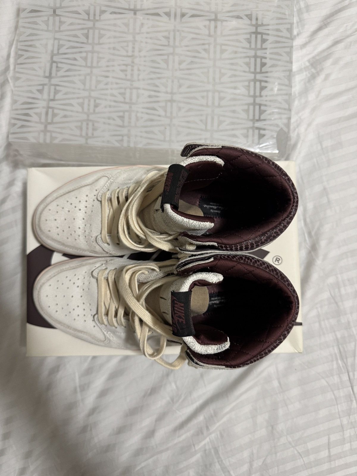 A Ma Maniere × Jordan Brand A Ma Maniére x Air Jordan 1 High OG ‘Airness’ Size US 11 / EU 44 - 2 Thumbnail