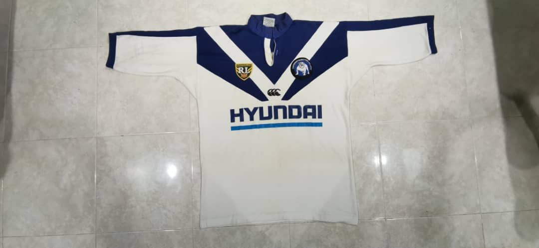 image of Canterbury Of New Zealand x Jersey Vintage Canterbury Bankstown Bulldogs Rugby League Jersey in Blu