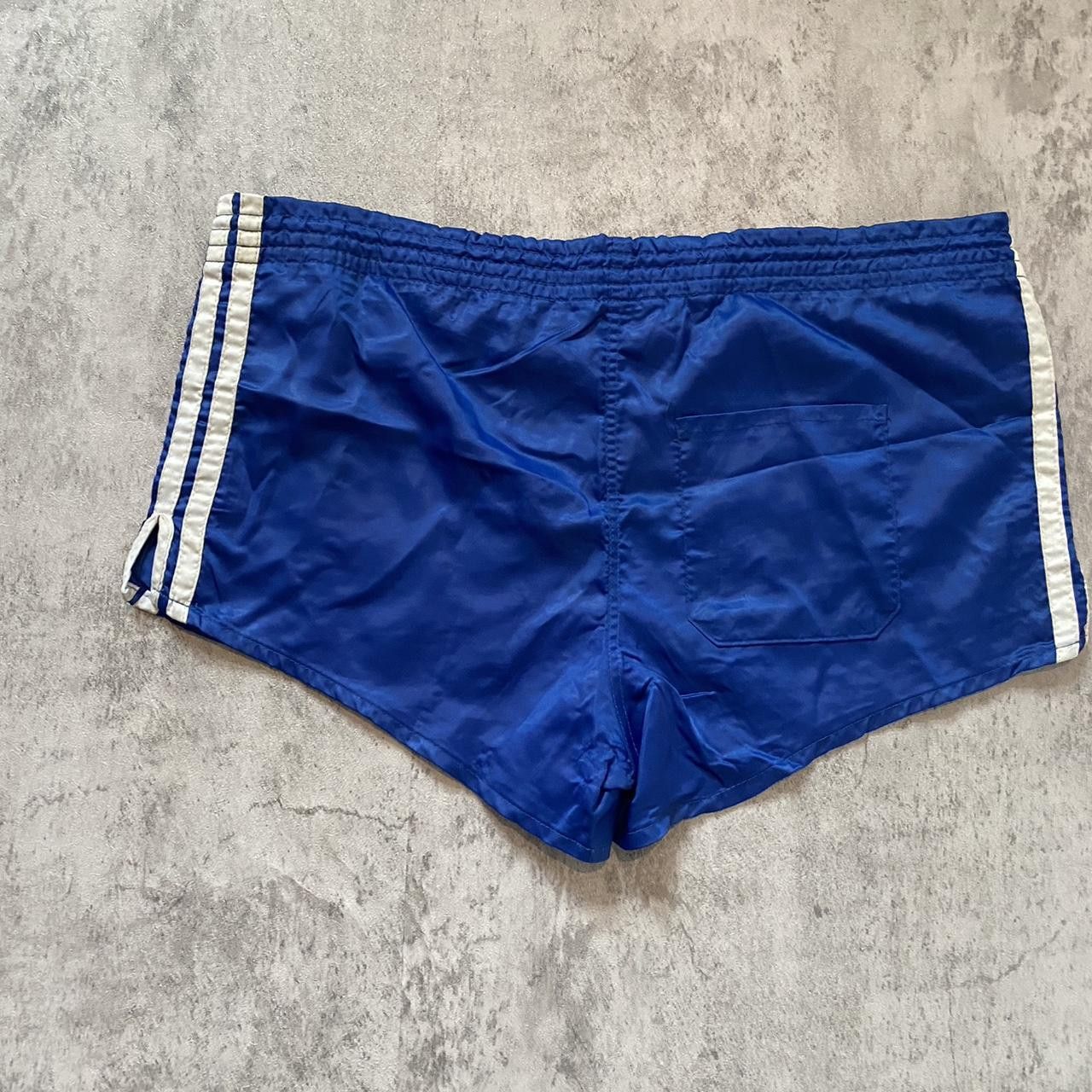 Adidas 80s Blue and white Adidas shorts adidas Sportswear Size US 32 / EU 48 - 3 Thumbnail