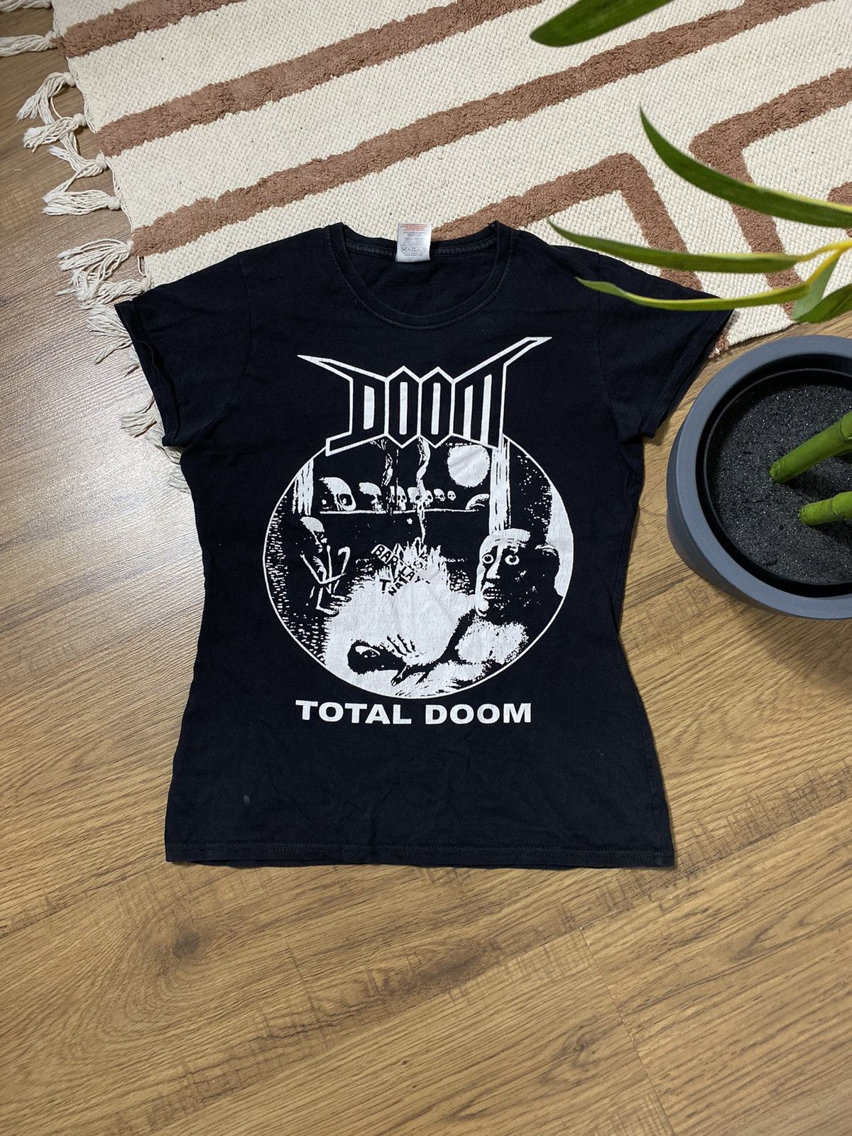 Band Tees 1990s TOTAL DOOM BAND Y2K PRINTED TEE Size S / US 4 / IT 40 - 1 Thumbnail