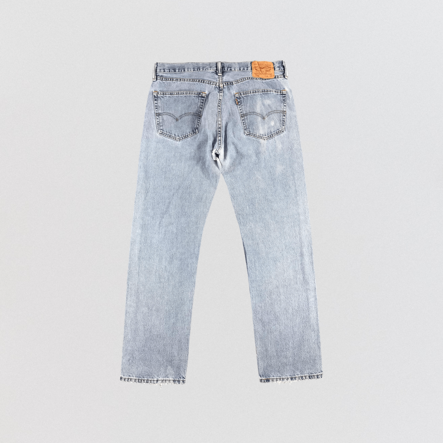 Levi's × Vintage Vintage Light Wash Levis 505 Jeans-JM1799 Size US 35 - 2 Thumbnail