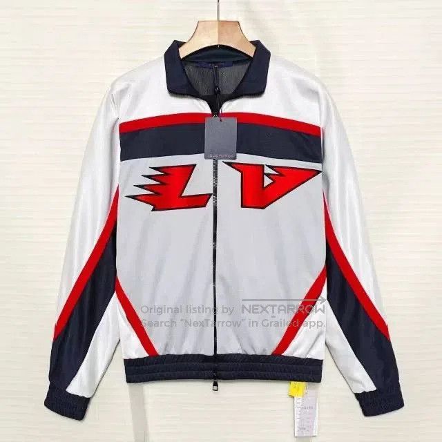 Louis Vuitton Louis Vuitton FW22 Logo Hockey Jacket Men. Size US S / EU 44-46 / 1 - 1 Thumbnail