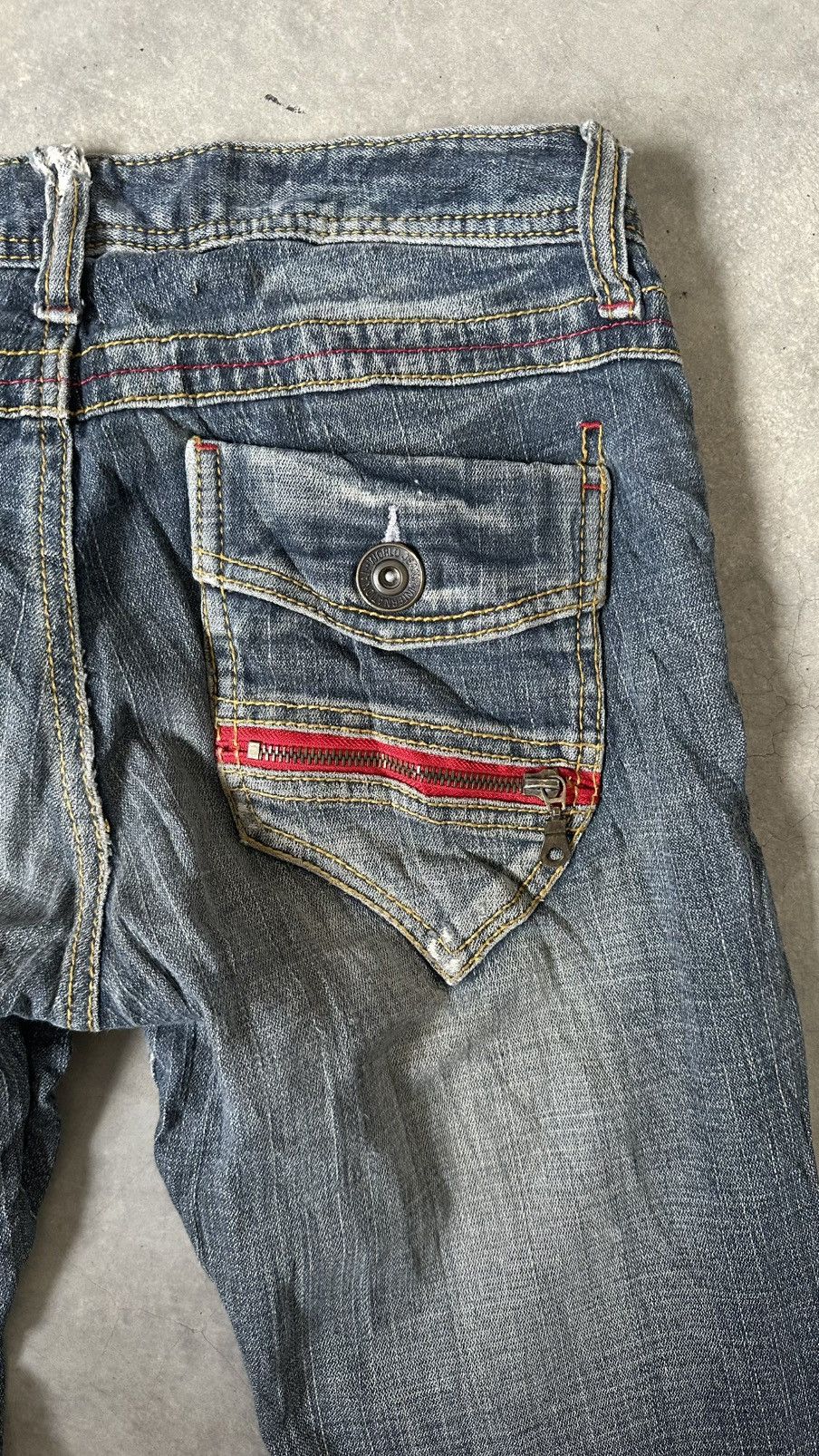 Beauty Beast VINTAGE DISTRESSED DENIM PANT AFFLICTION Size US 30 / EU 46 - 14 Thumbnail