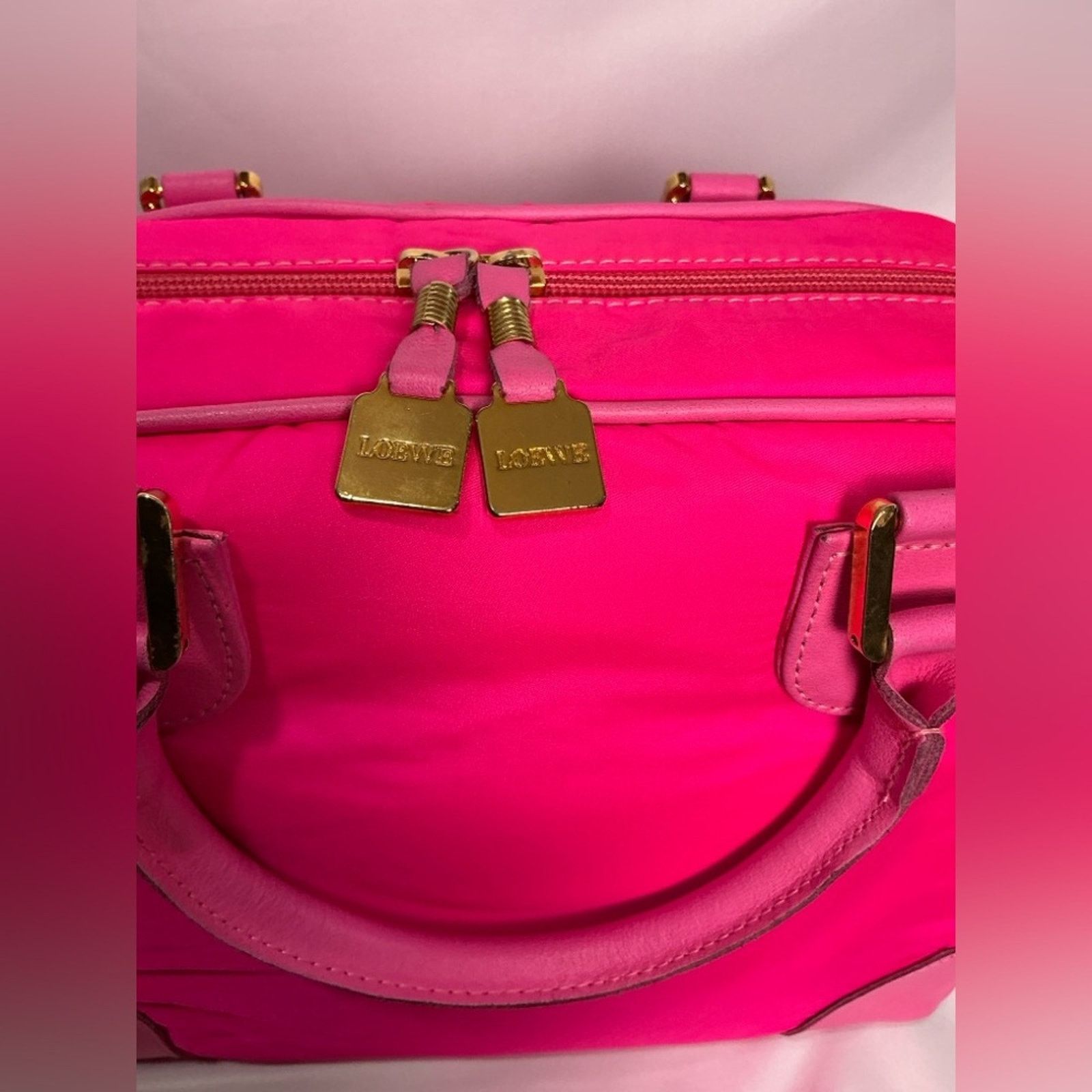 Loewe Loewe Hot Pink Nylon Boston 32 Anagram Amazona Limited Editi Size ONE SIZE - 5 Thumbnail
