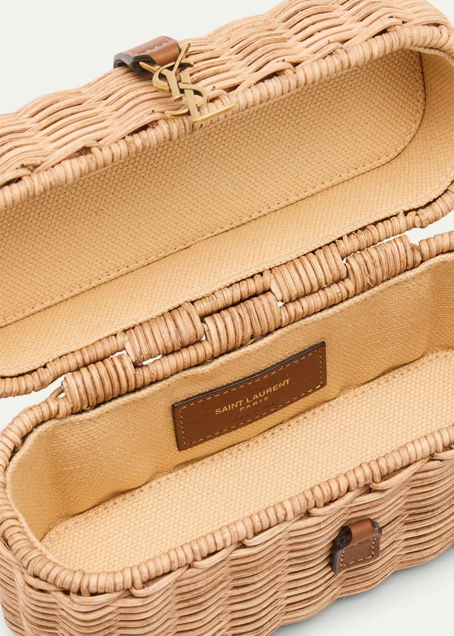 Saint Laurent Paris os11x0526 Size: OS / Gaby Vanity Bag in Beige Size ONE SIZE - 4 Thumbnail