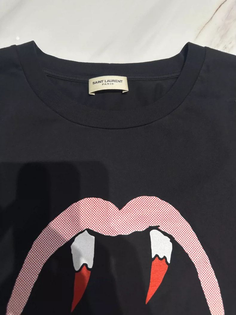 Saint Laurent Paris Saint laurent paris Bloody Teeth Short Sleeves 2506-Nextarr Size US S / EU 44-46 / 1 - 3 Thumbnail