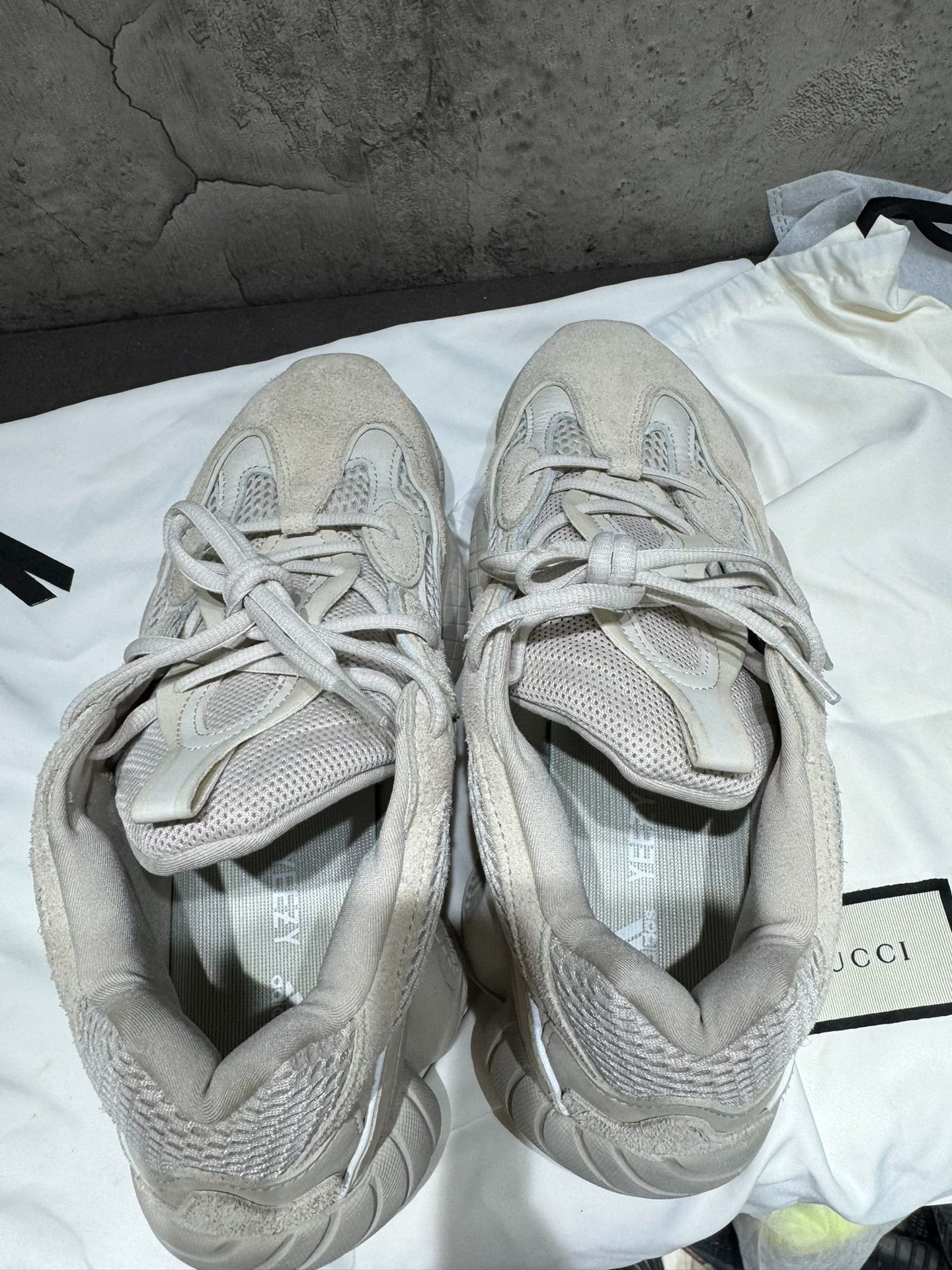 Adidas Adidas YEEZY500 White Lowtop Sneakers 9.5 Men Size US 9.5 / EU 42-43 - 1 Thumbnail