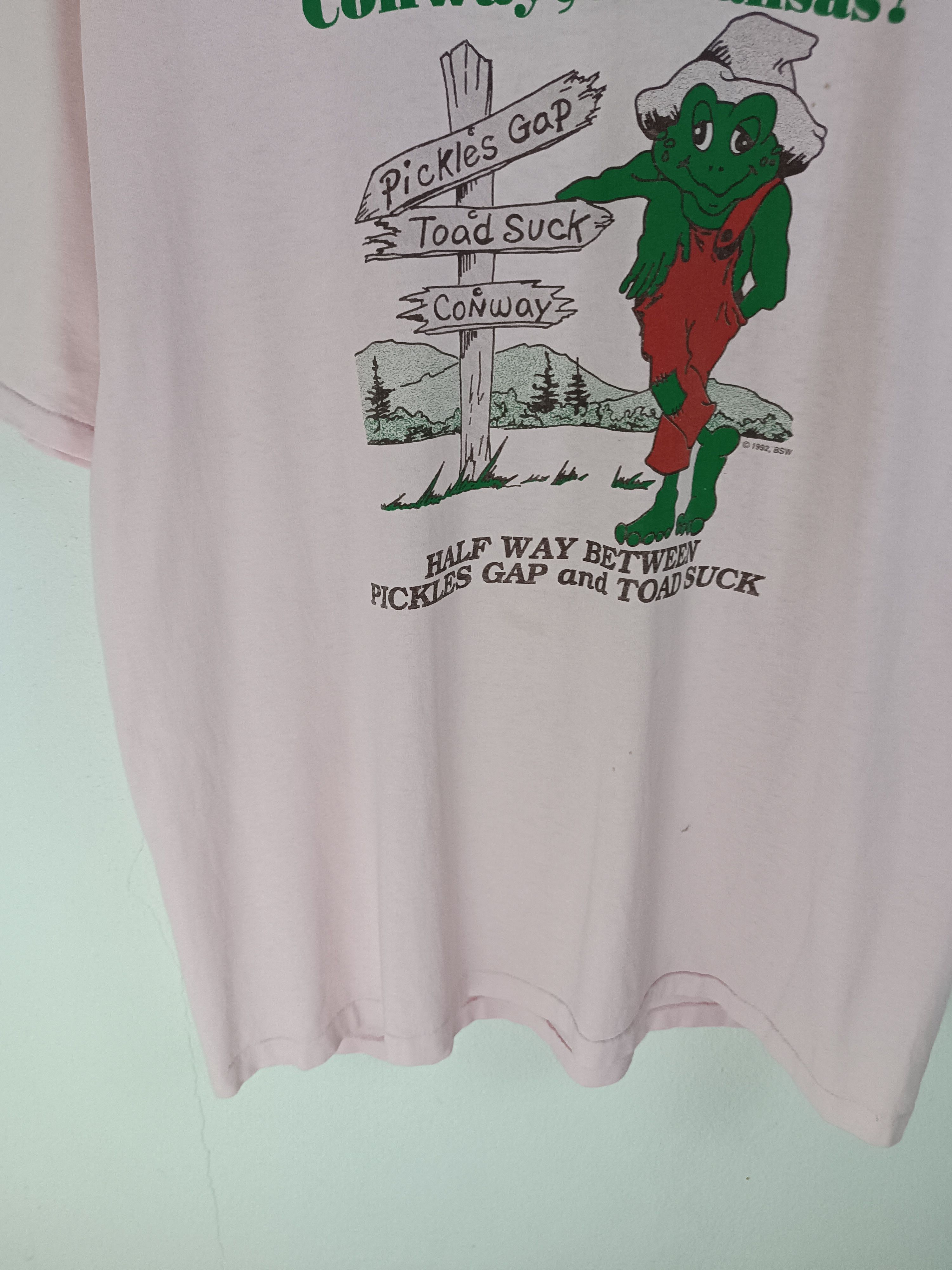 Vintage VINTAGE 90'S ADULT HUMOR CONWAY ARKANSAS GREEN FROG FUNNY TS Size US XL / EU 56 / 4 - 5 Thumbnail