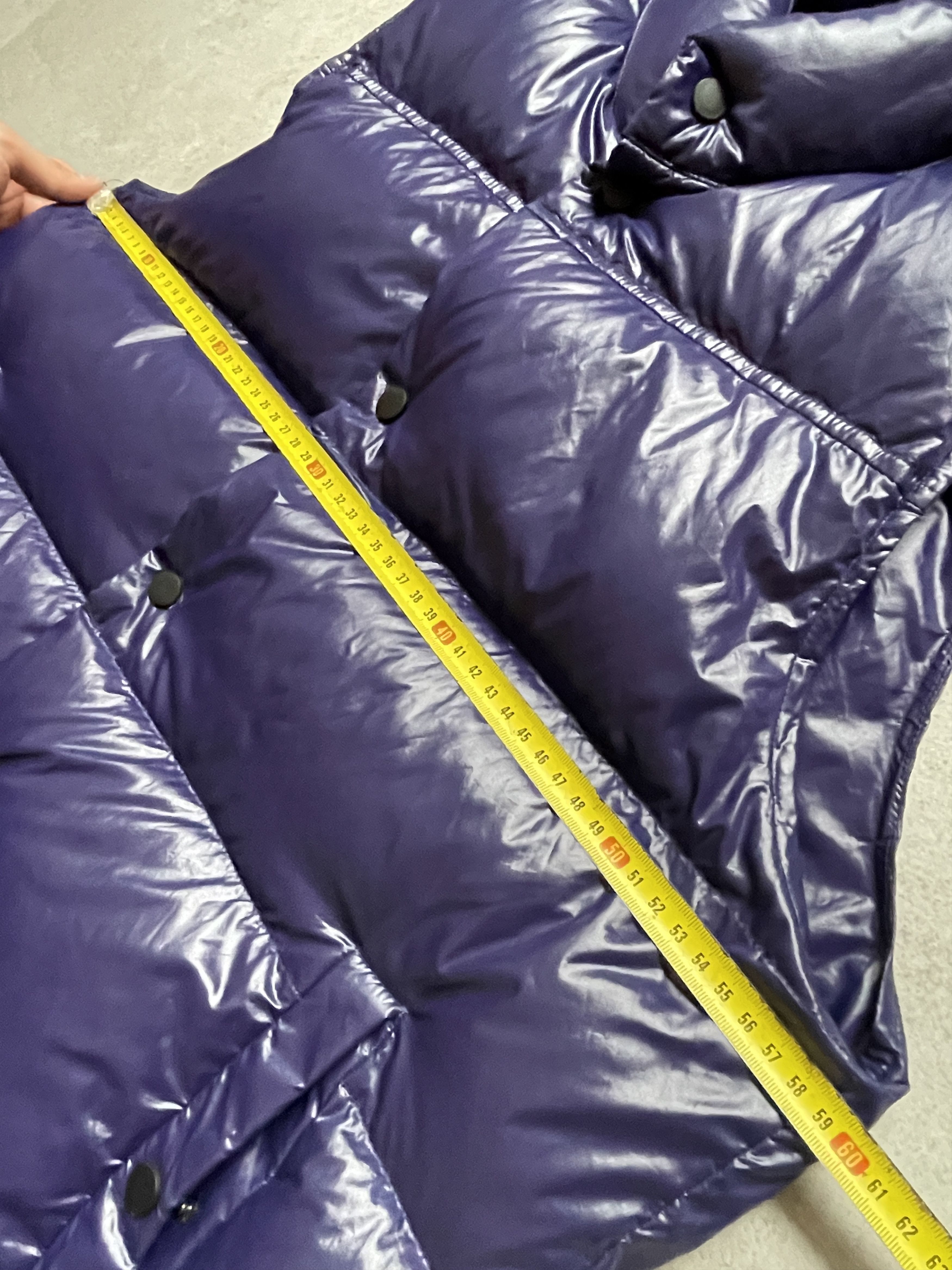 Swagger MONCLER TYPE SHINY PURPLE PUFFER VEST Size US XL / EU 56 / 4 - 3 Thumbnail